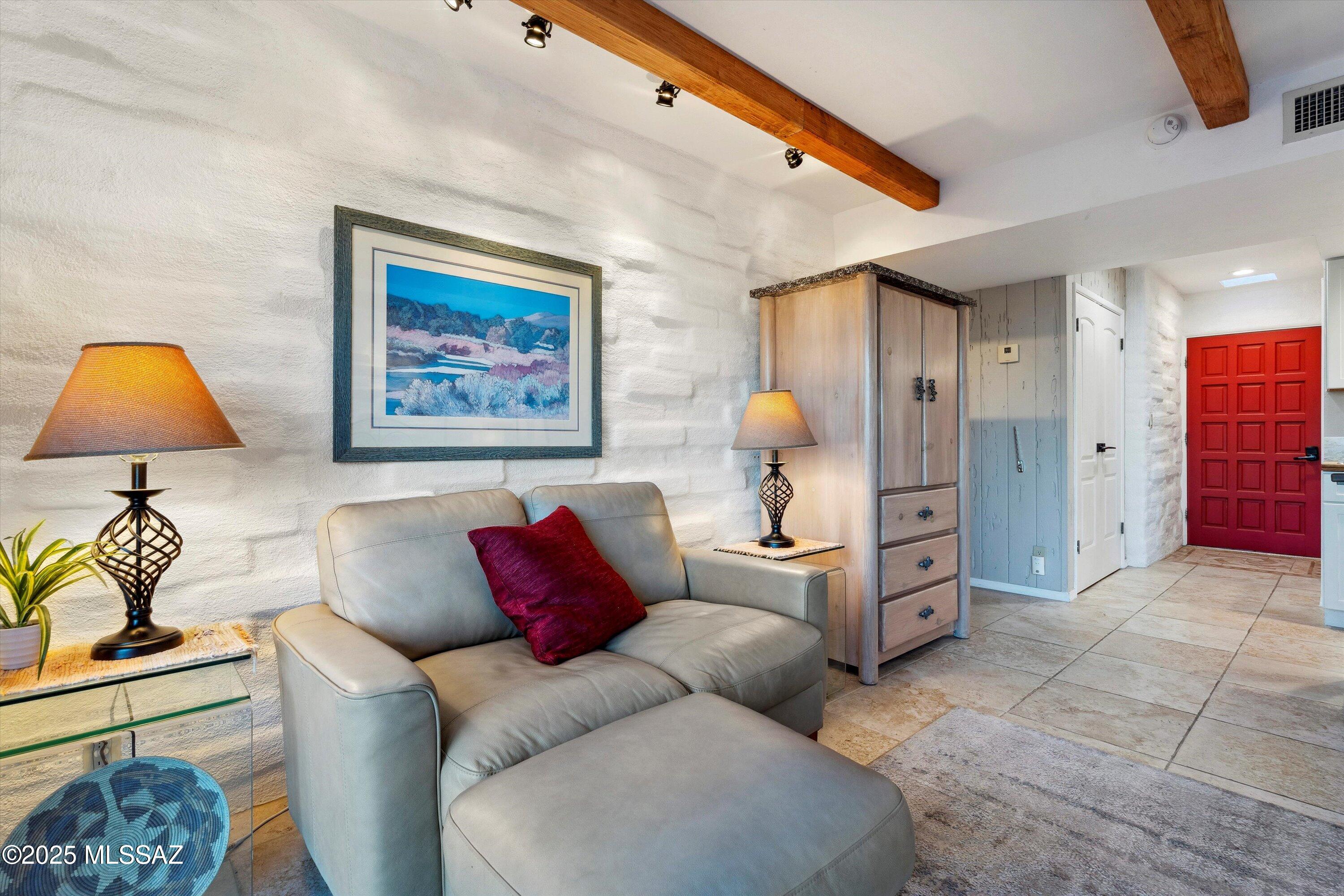 5251 E Mission Hill Drive Unit: 1&2