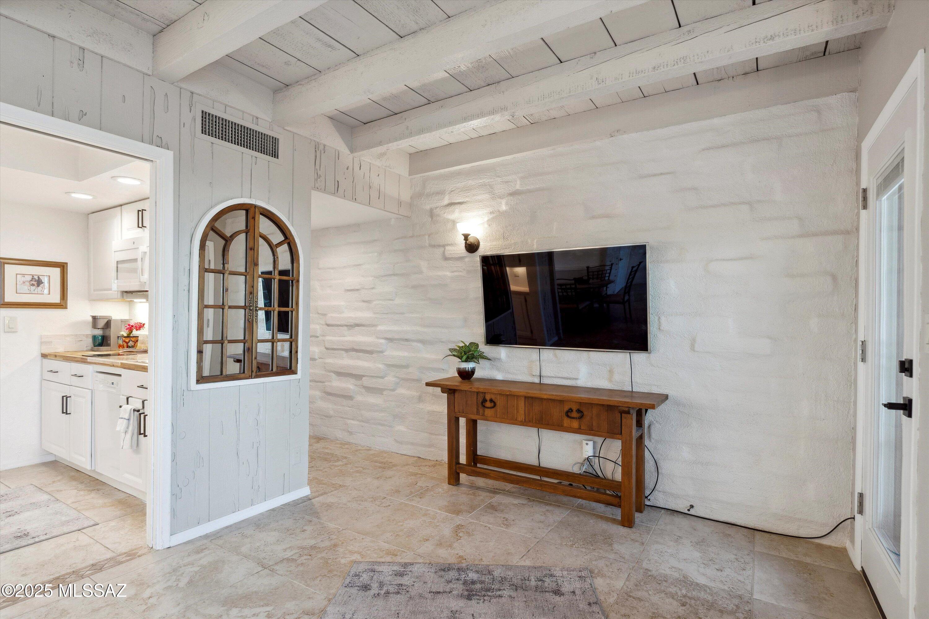 5251 E Mission Hill Drive Unit: 1&2