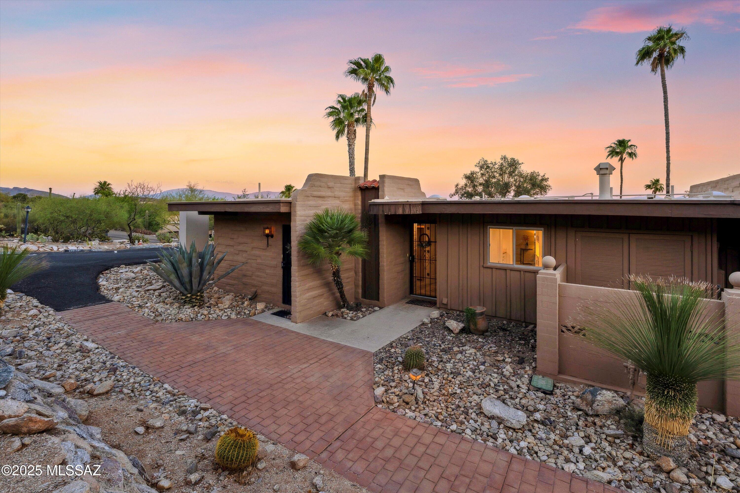 5251 E Mission Hill Drive Unit: 1&2