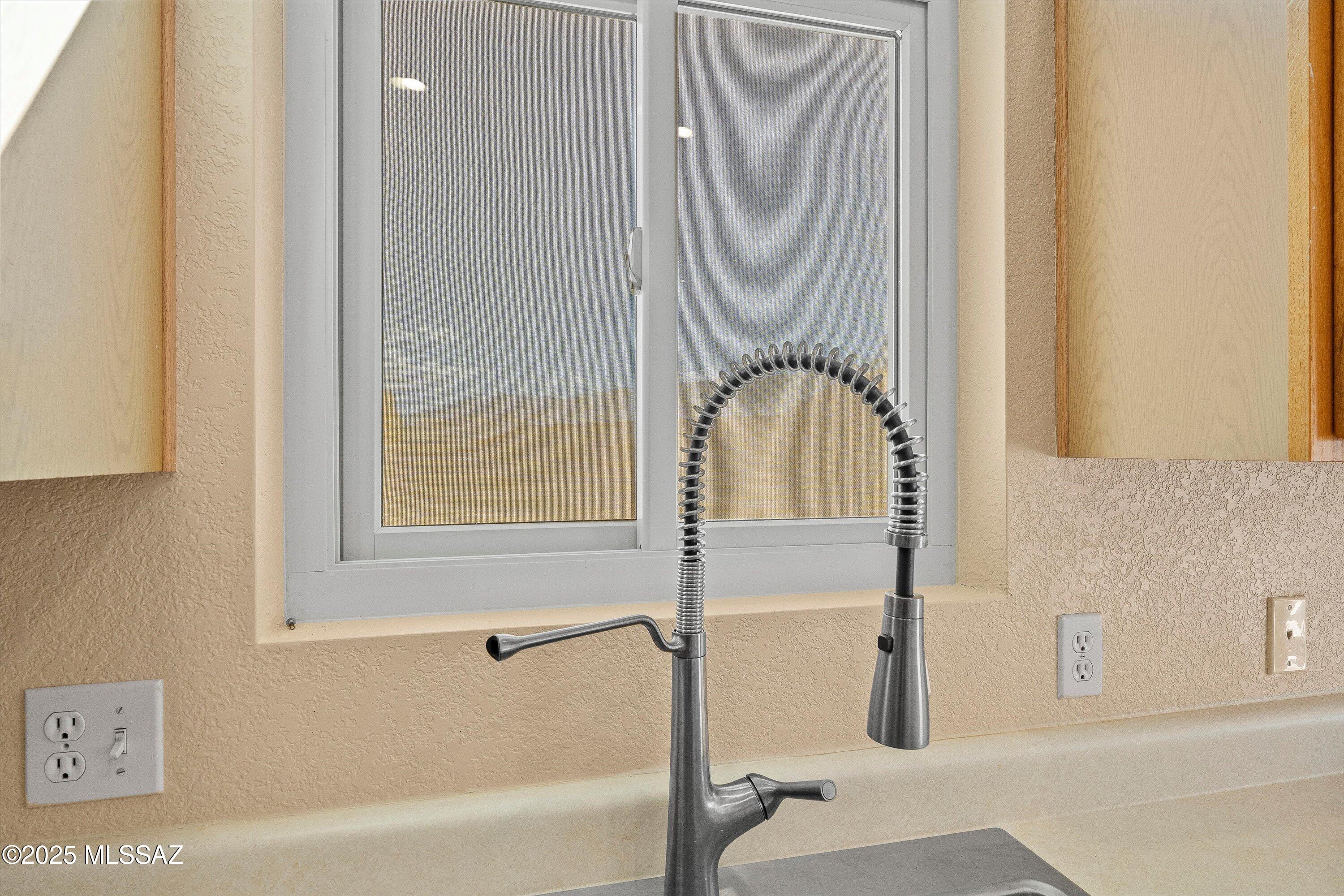 8892 E Apache Well Place