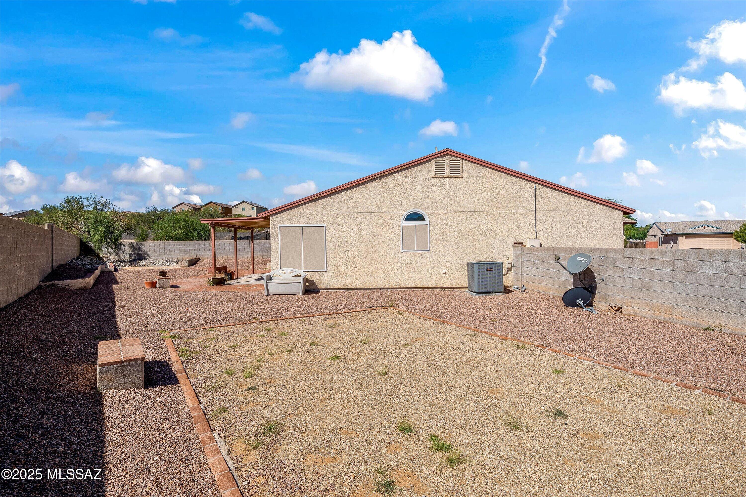 8892 E Apache Well Place