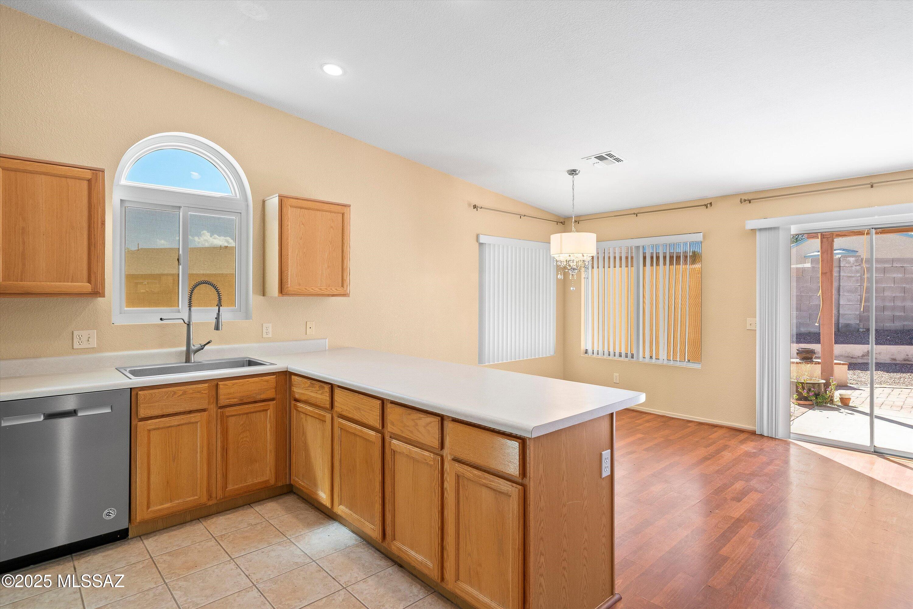 8892 E Apache Well Place