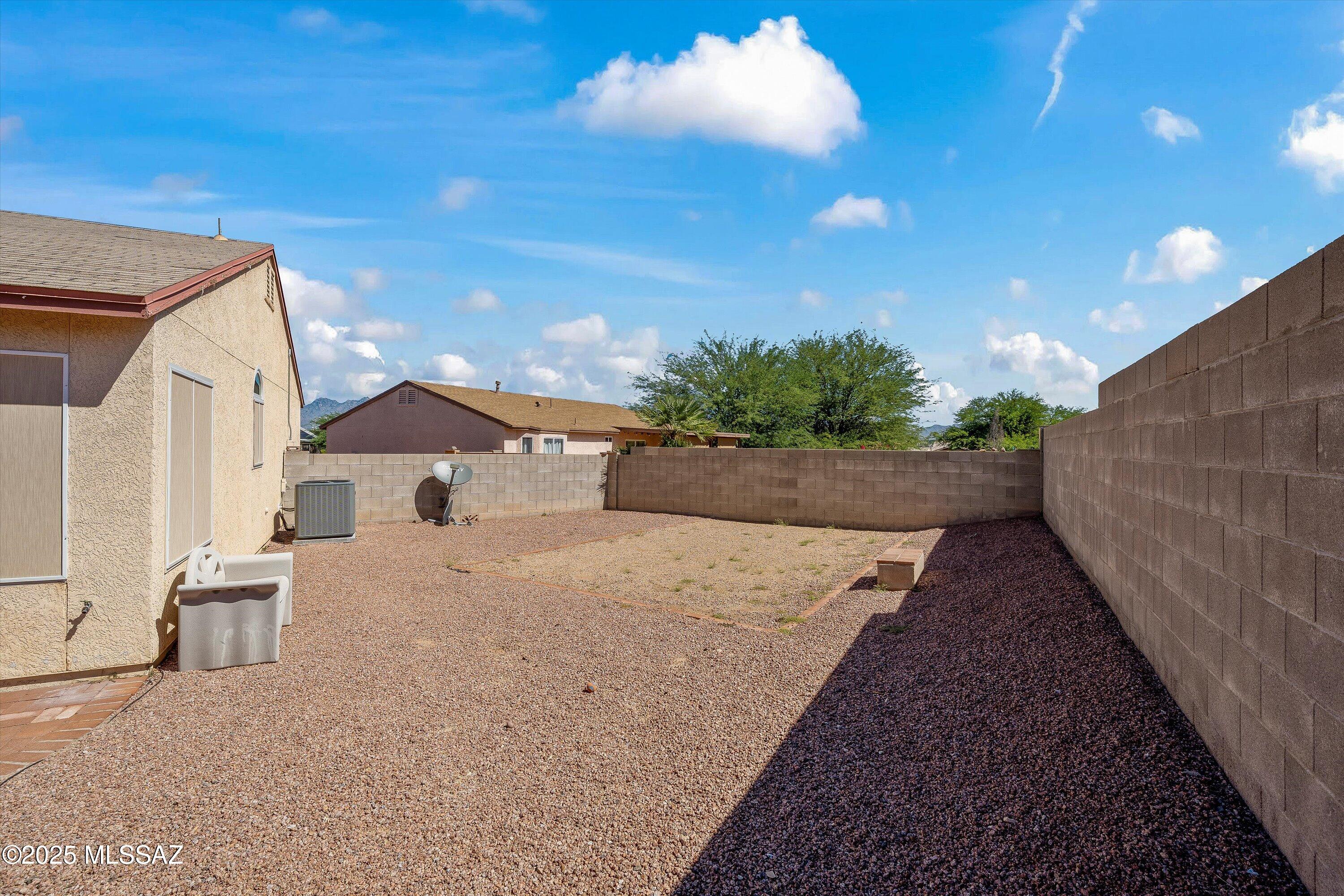 8892 E Apache Well Place