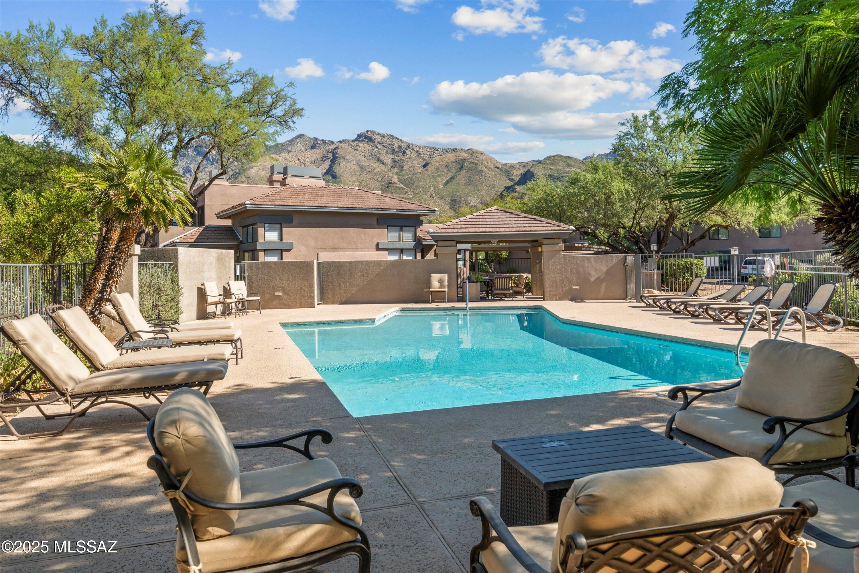 5855 N Kolb Road Unit: 4105