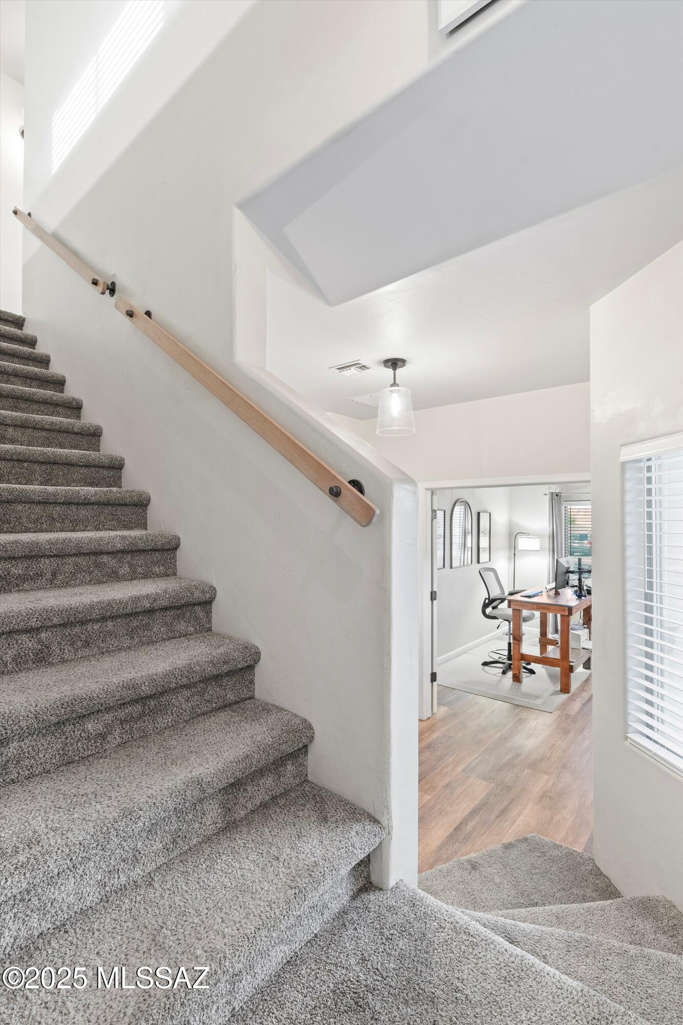 8775 N Hidden Wash Court