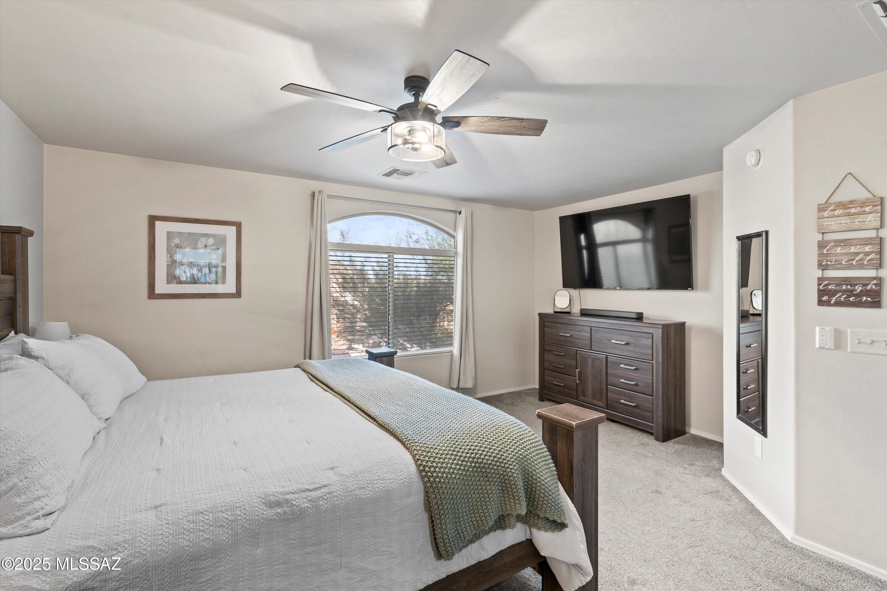 8775 N Hidden Wash Court