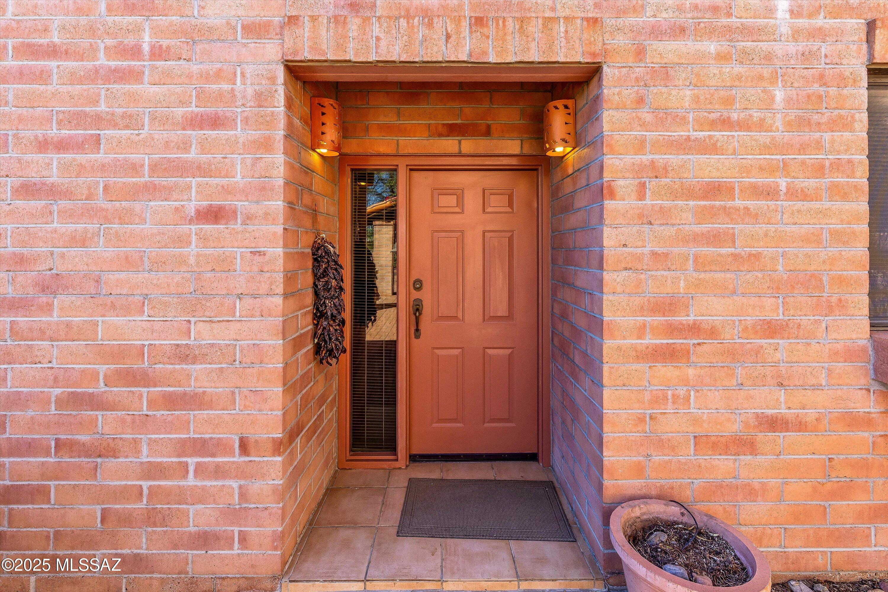 6020 E Territory Avenue