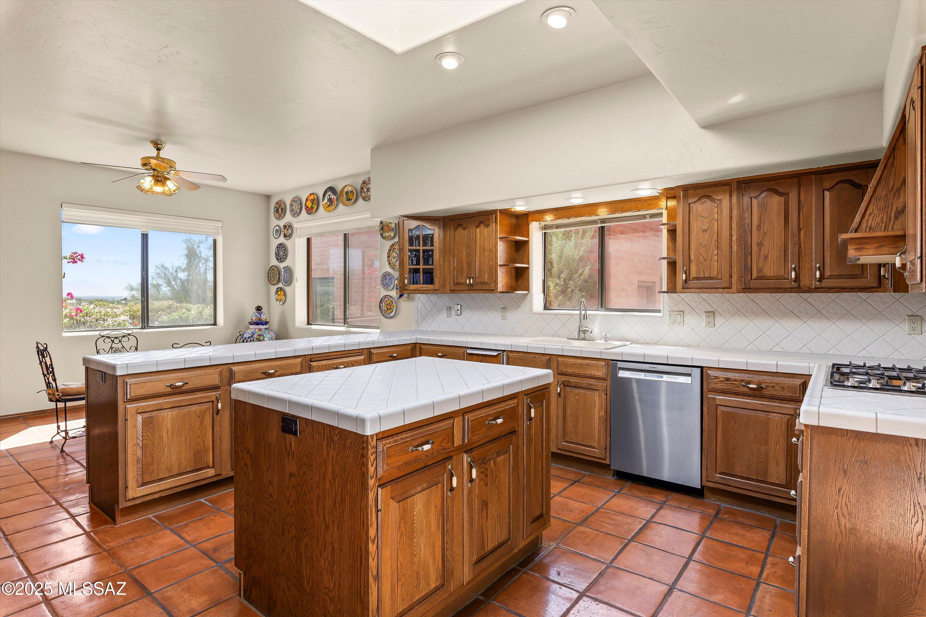 6020 E Territory Avenue