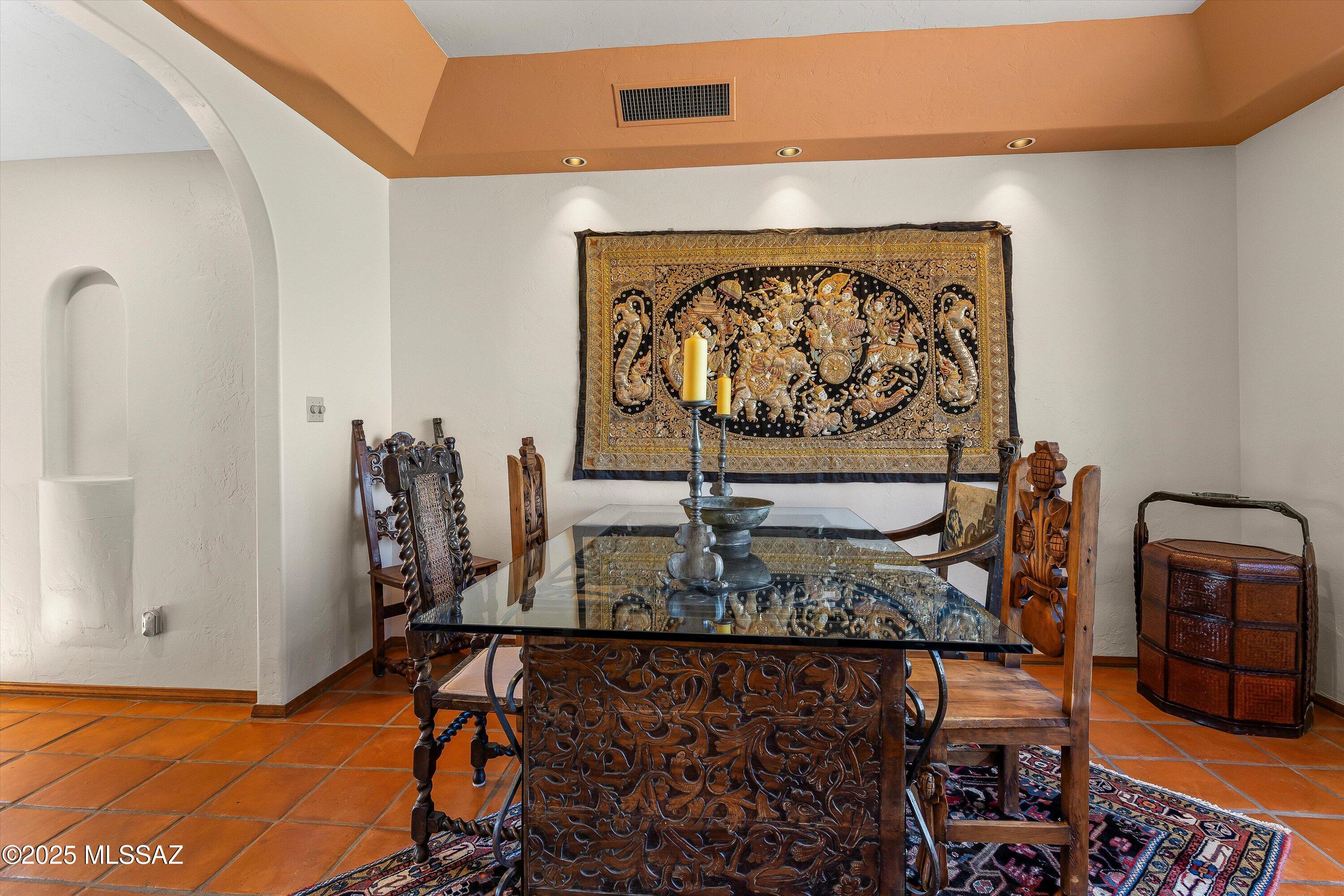 6020 E Territory Avenue