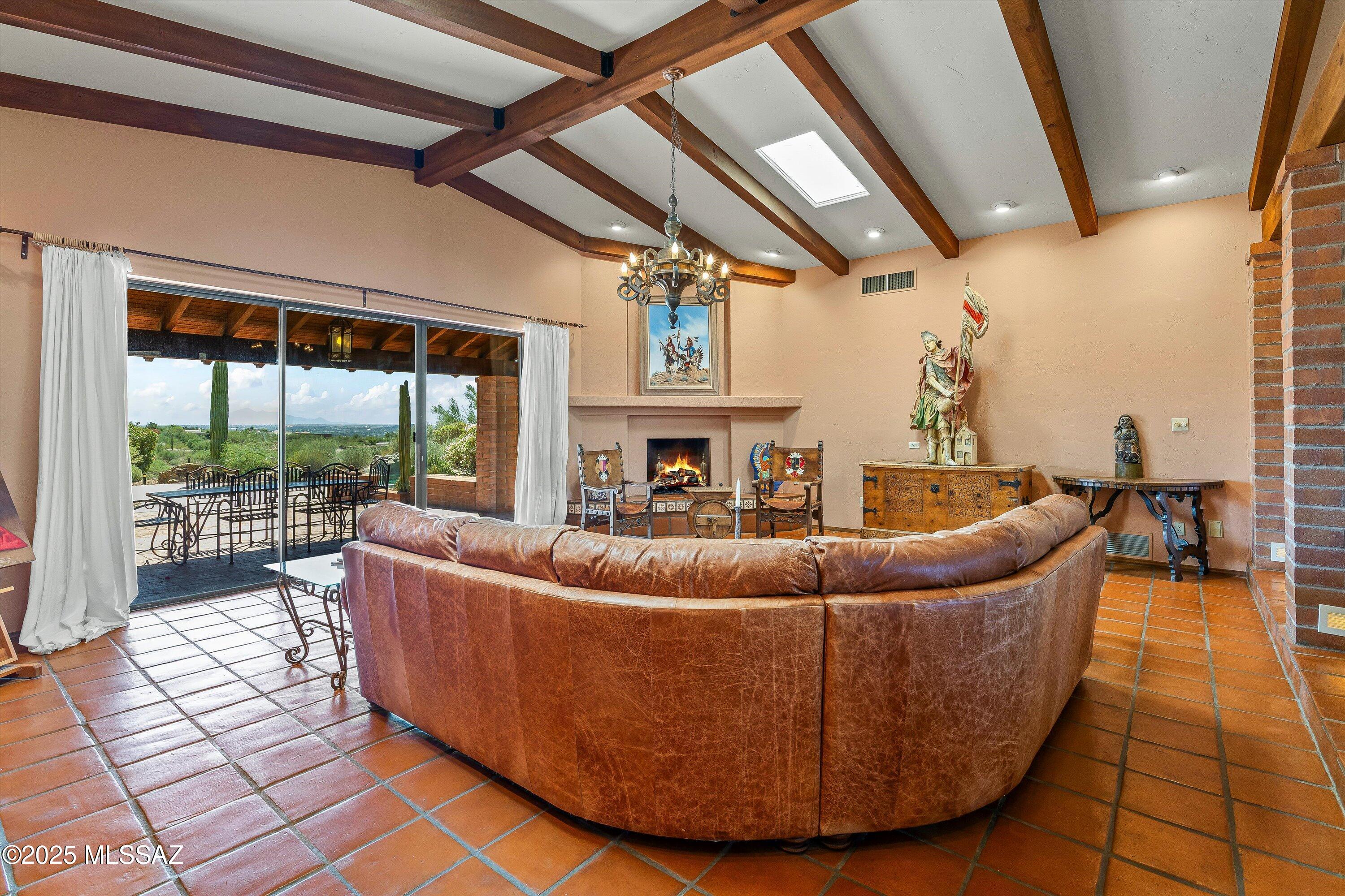 6020 E Territory Avenue