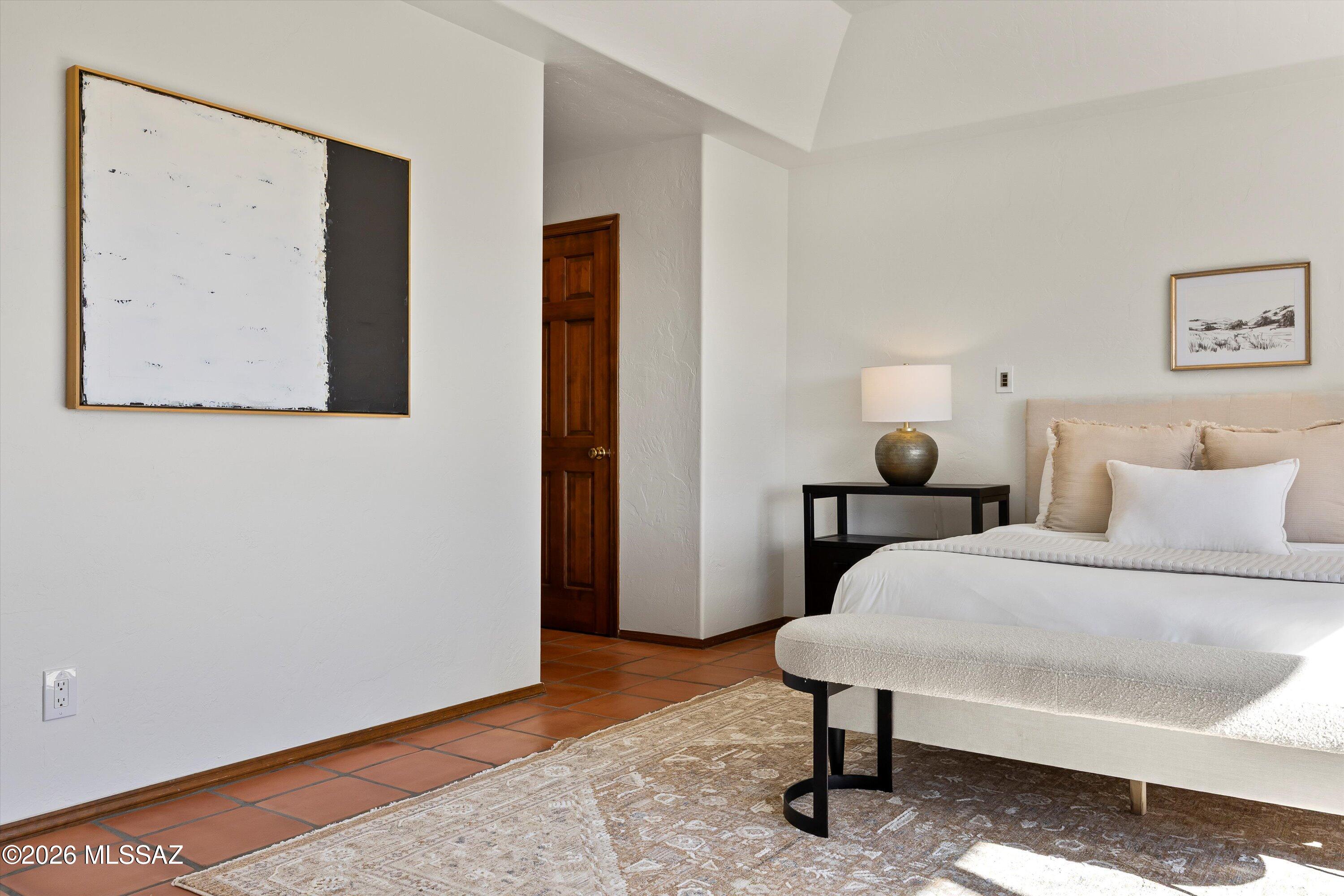 6020 E Territory Avenue