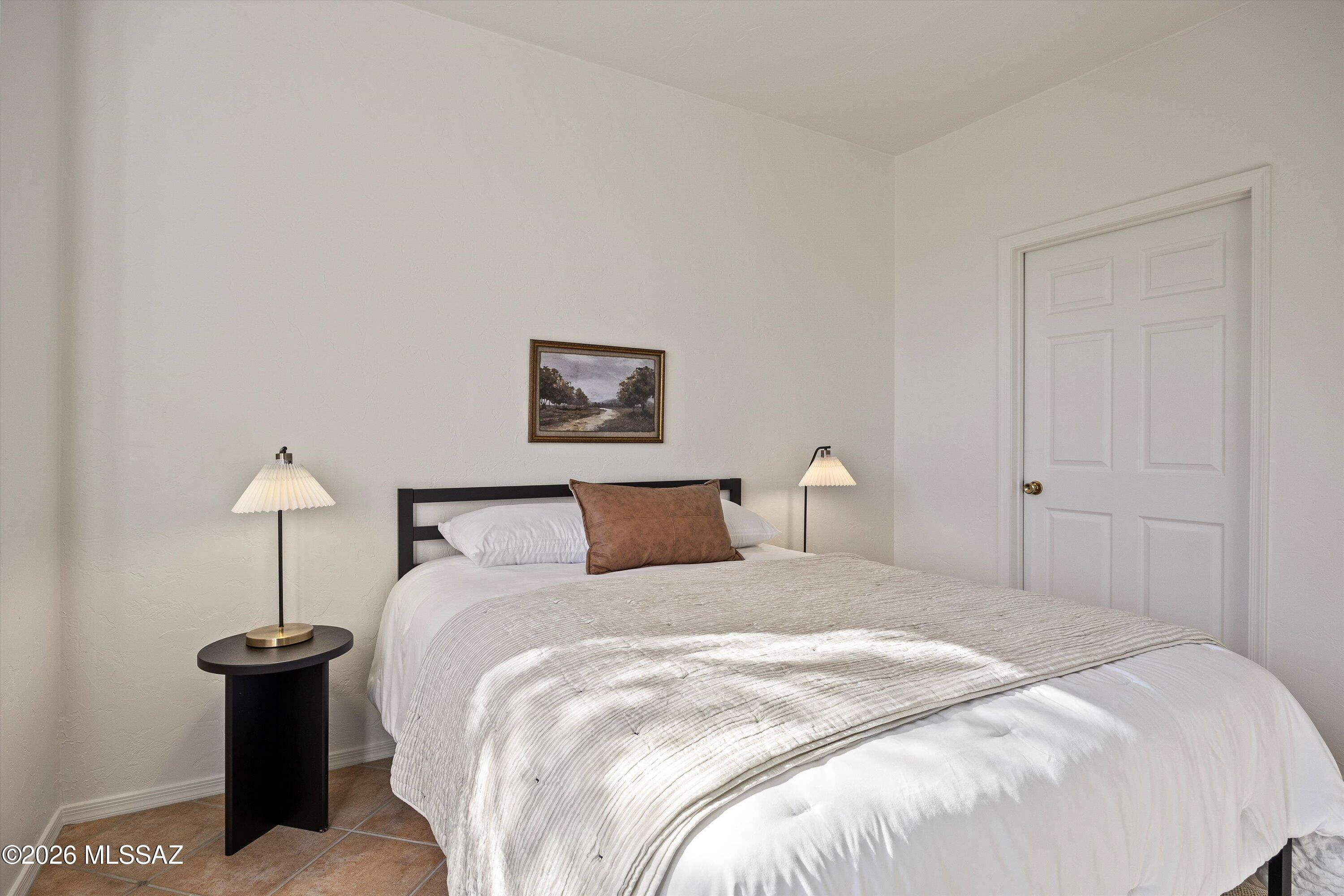 6020 E Territory Avenue