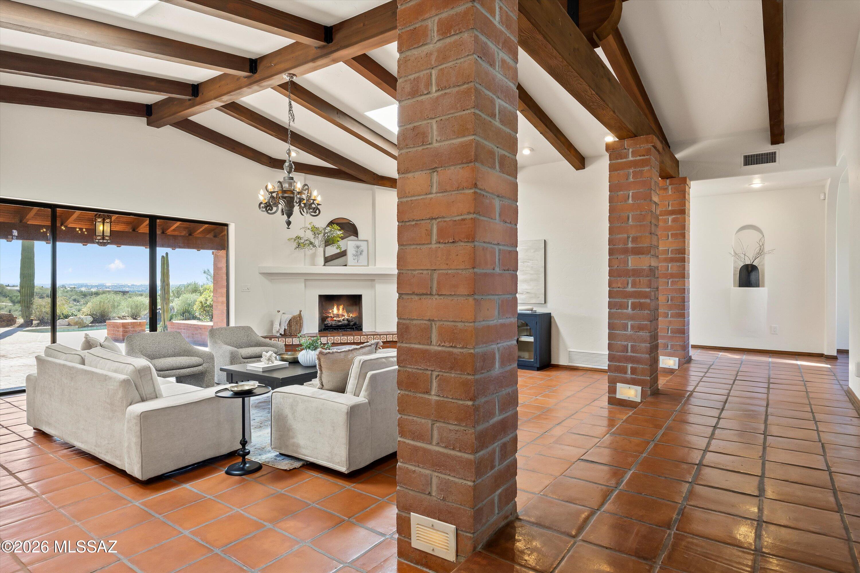 6020 E Territory Avenue