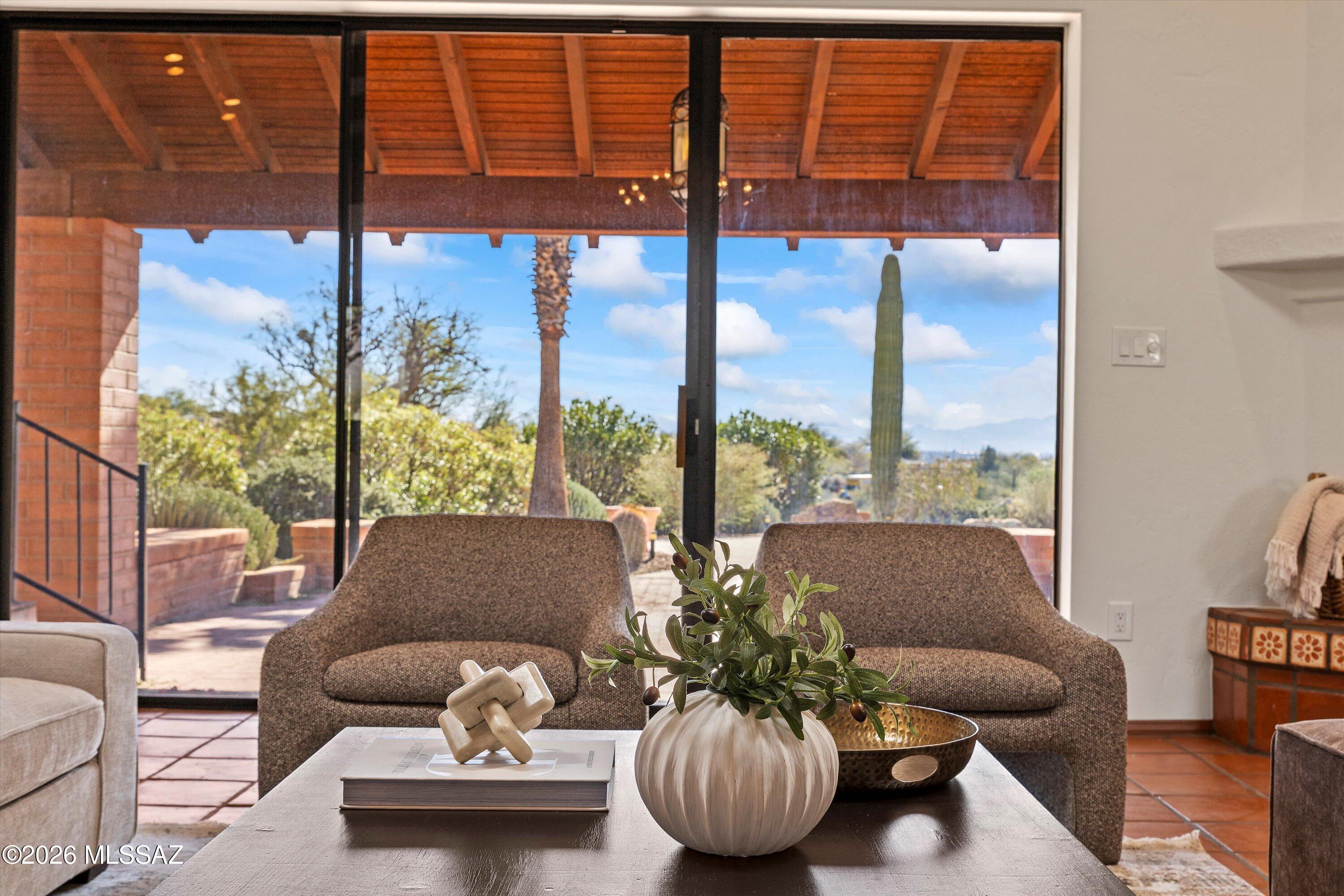 6020 E Territory Avenue