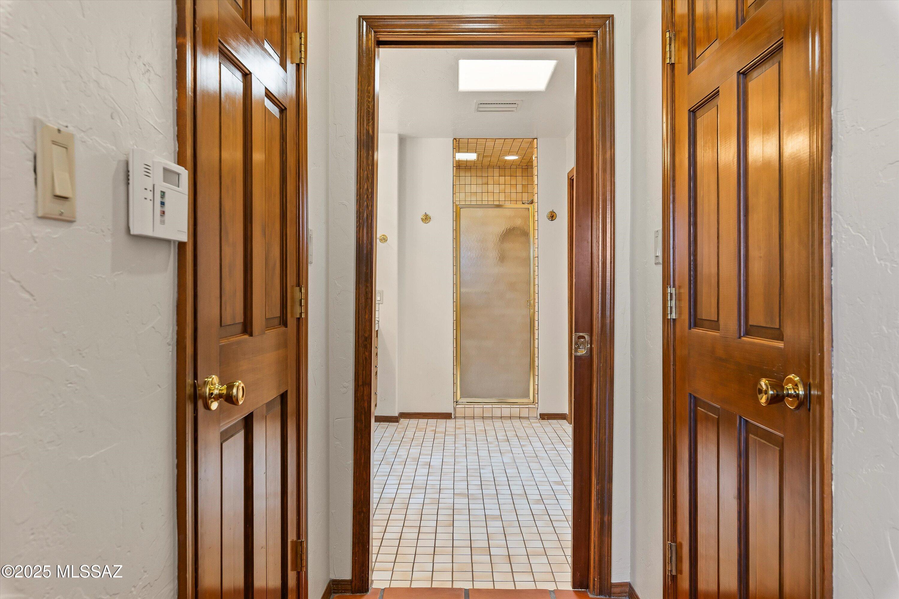 6020 E Territory Avenue