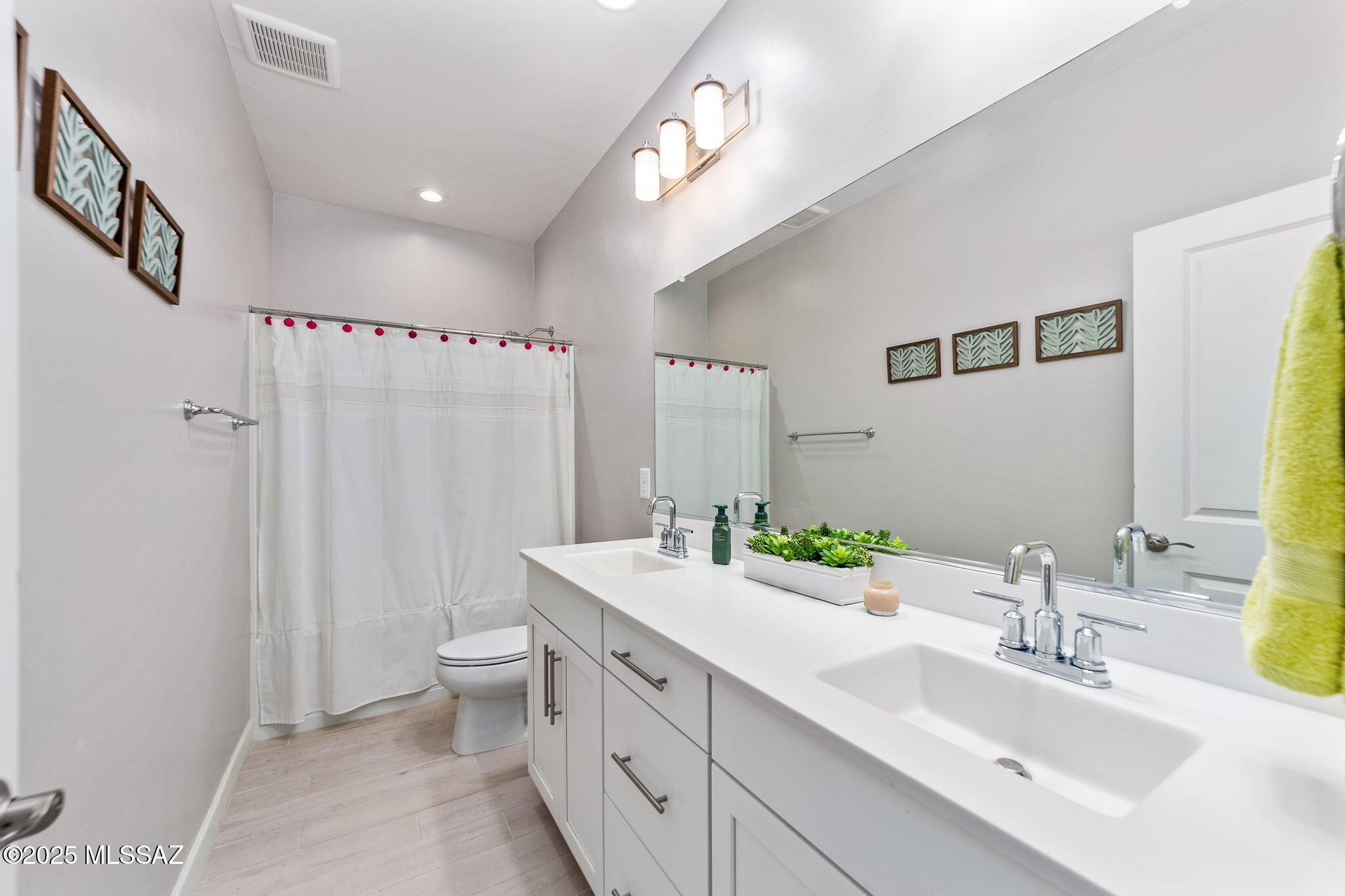 5536 W Lazy Farm Drive