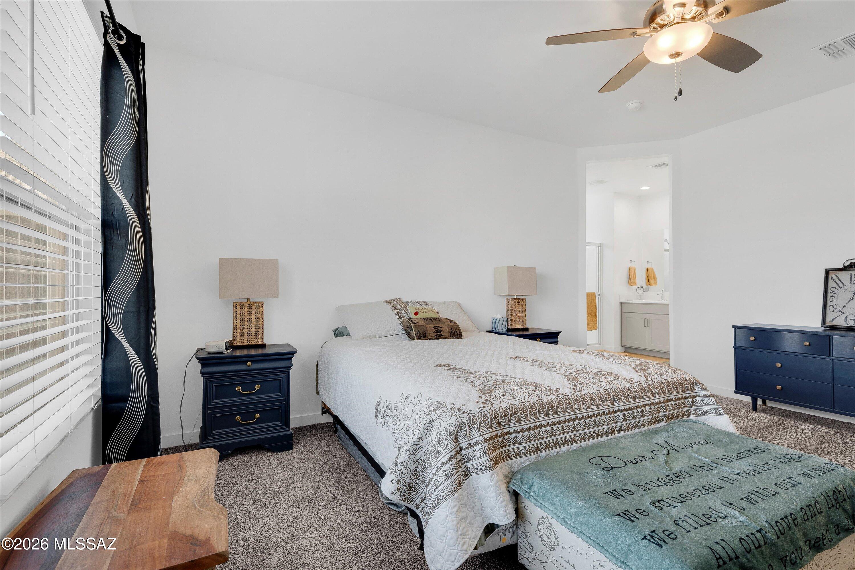 656 W Wilkinson Street