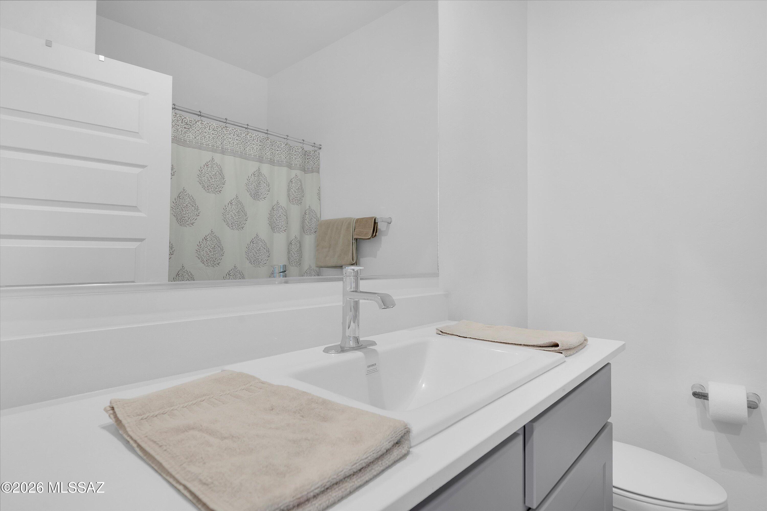 656 W Wilkinson Street