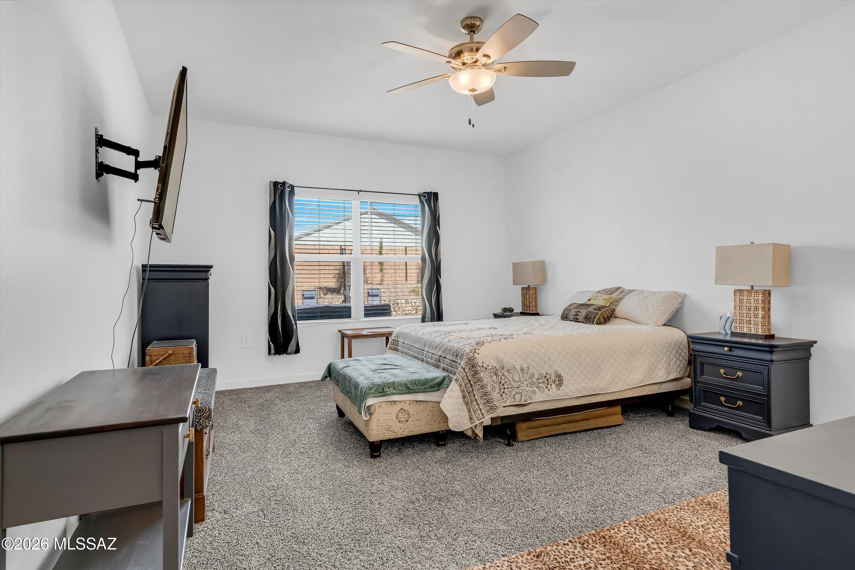 656 W Wilkinson Street