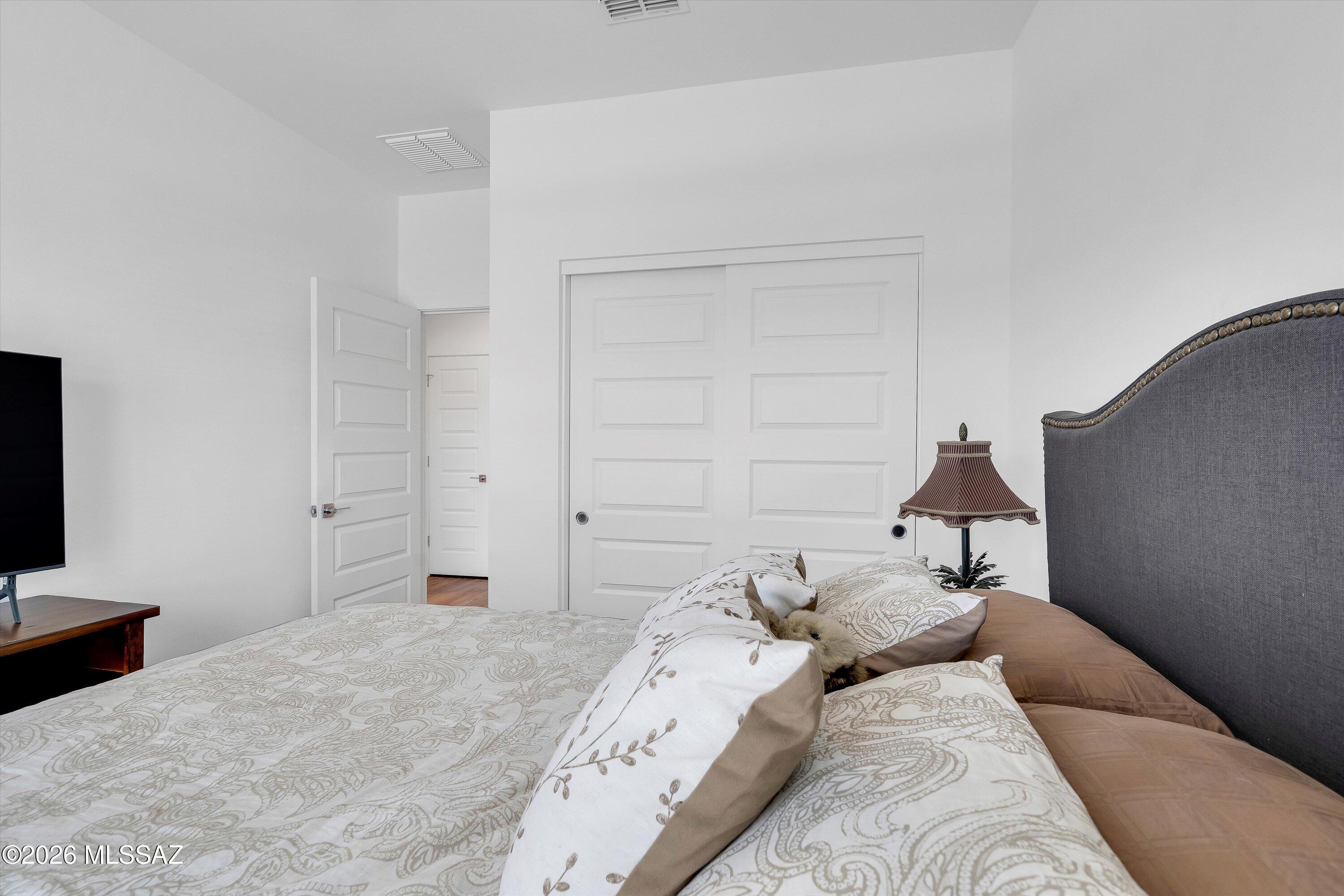 656 W Wilkinson Street