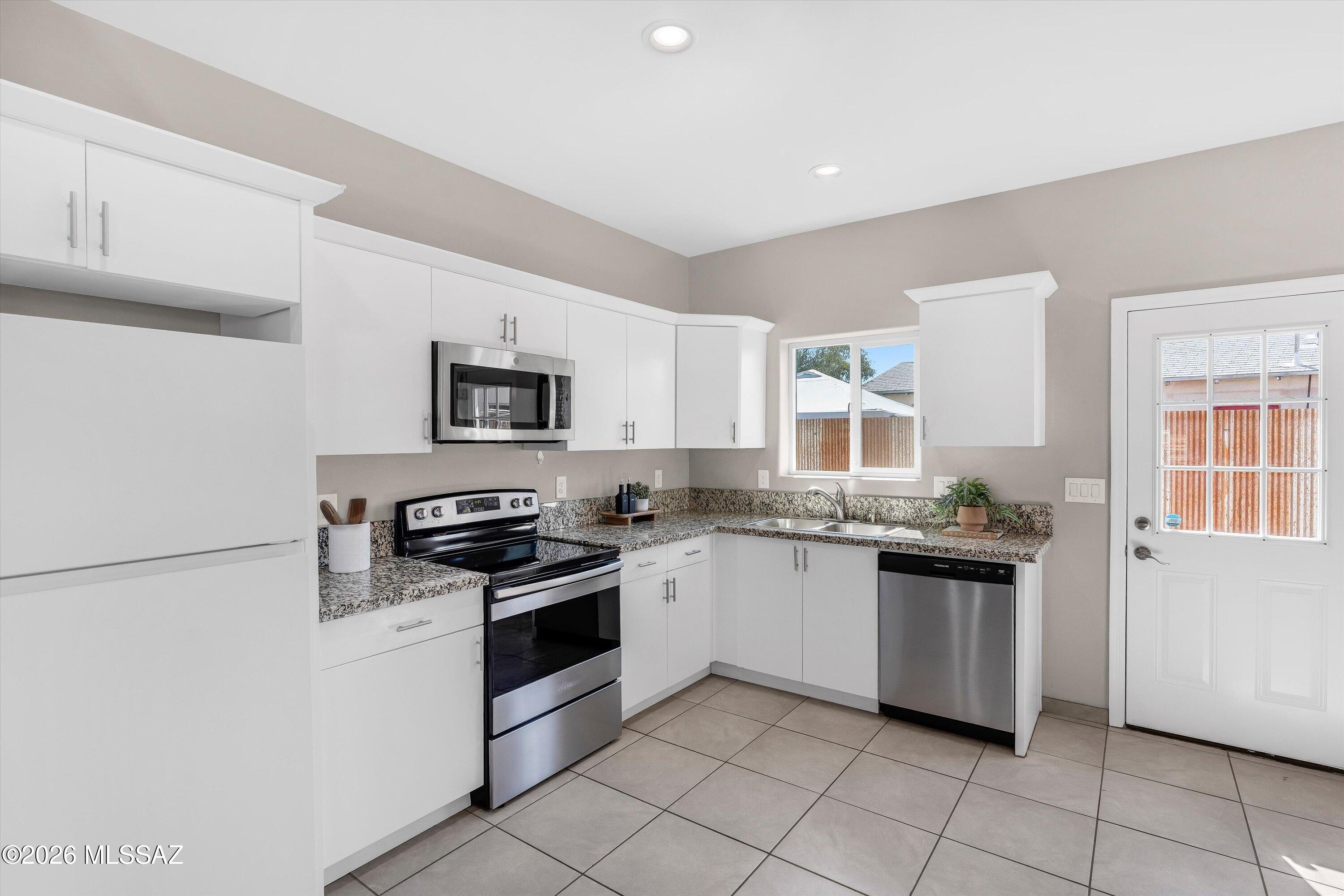 2956 N Palo Verde Avenue