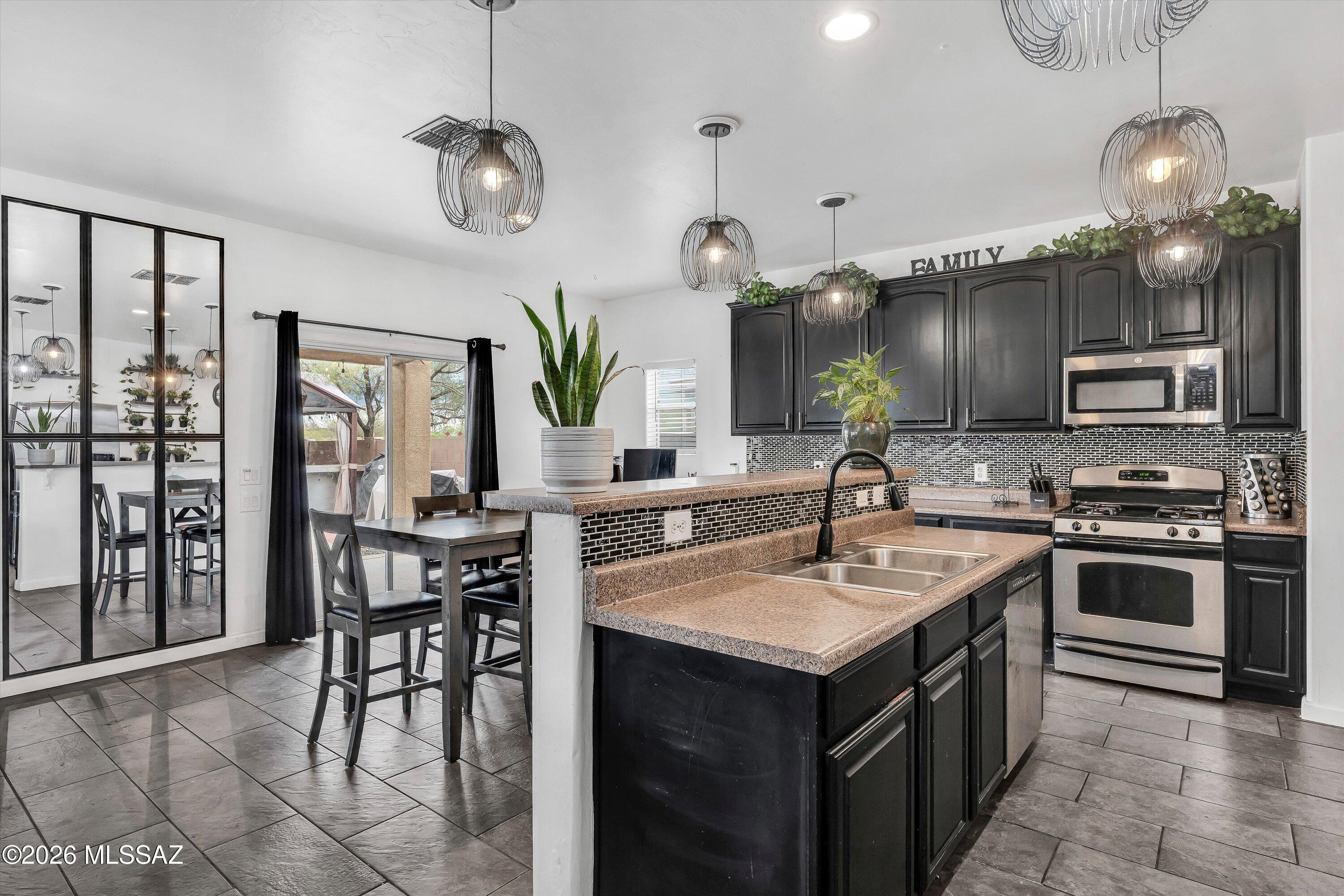 6435 S Sunrise Valley Drive