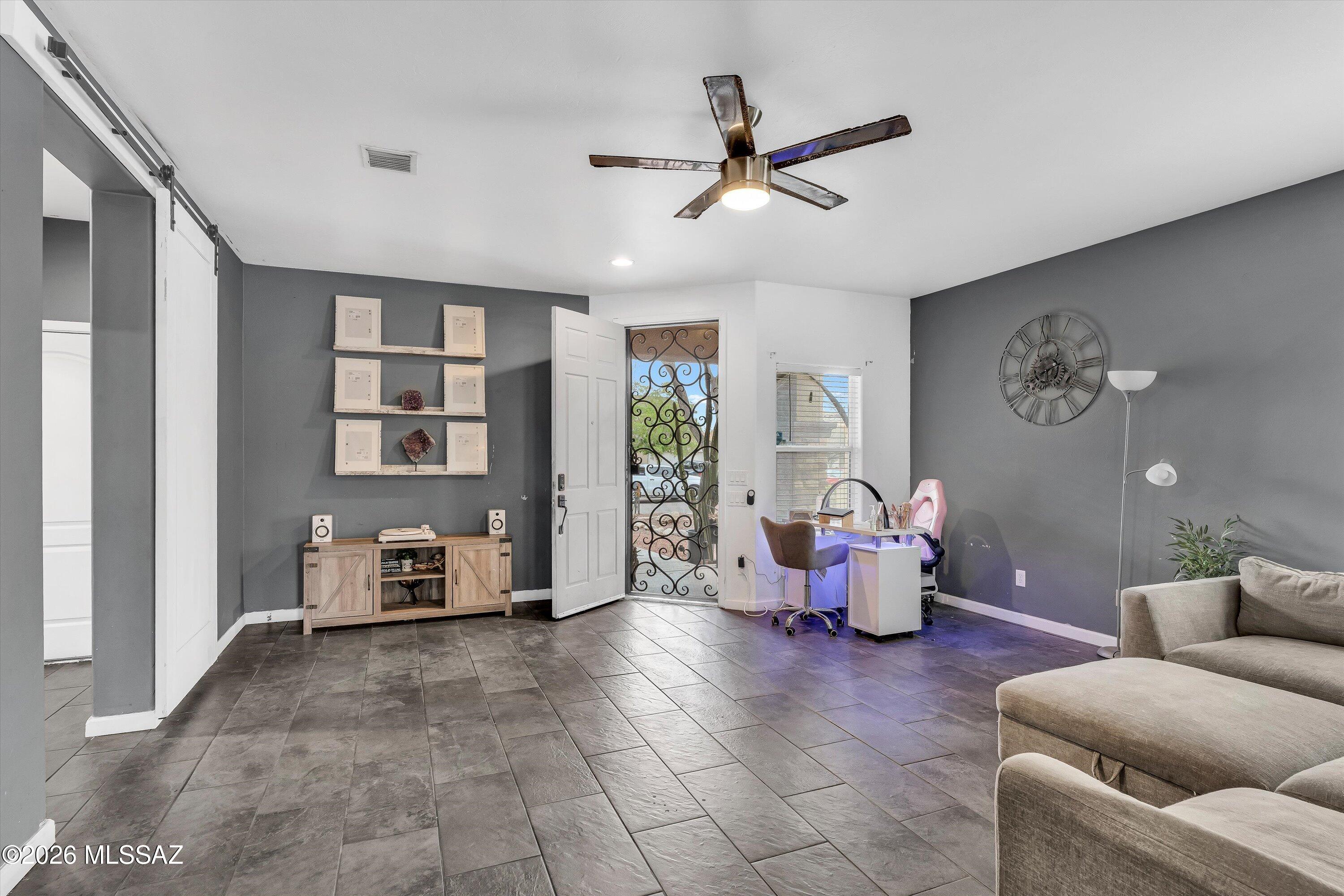 6435 S Sunrise Valley Drive