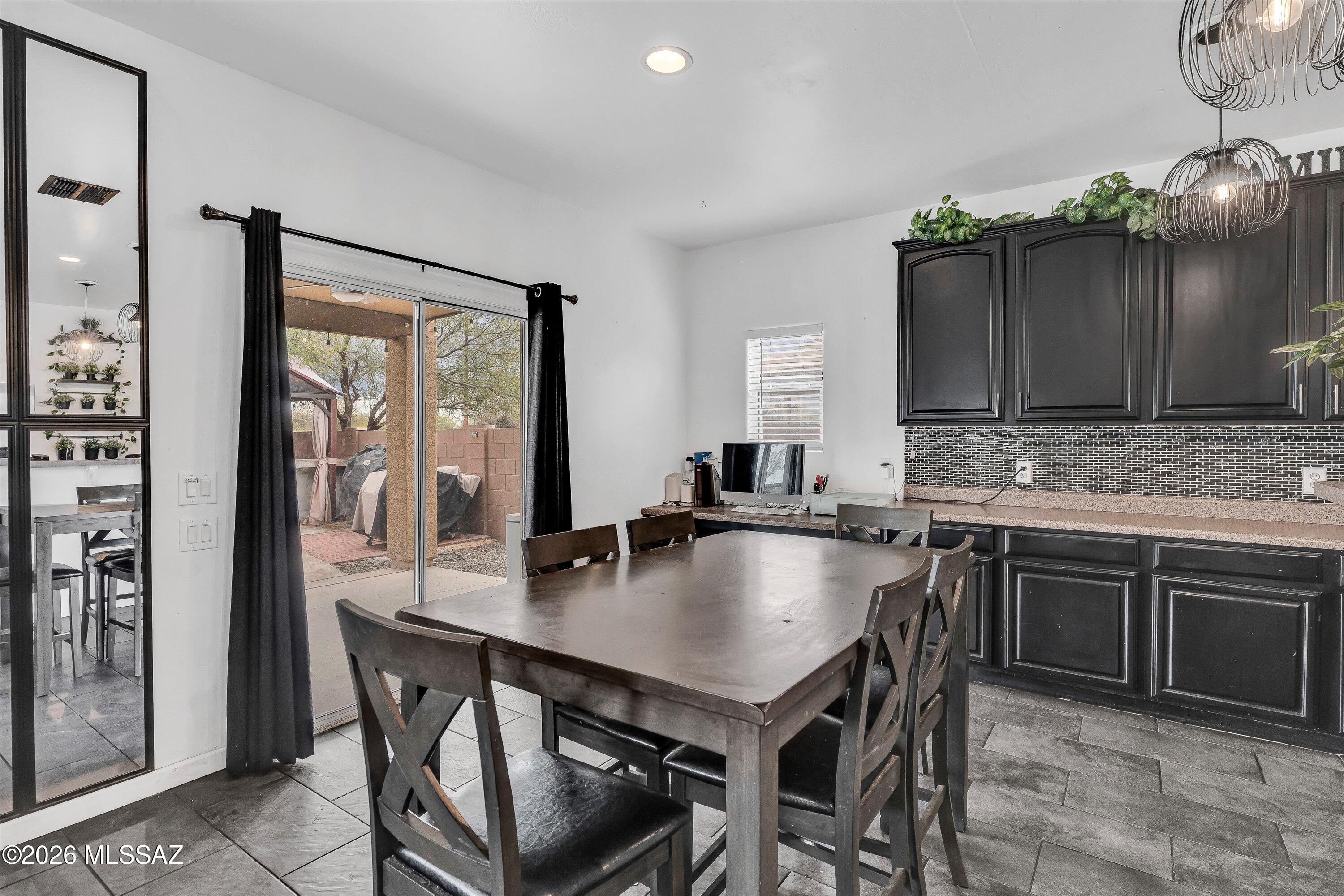 6435 S Sunrise Valley Drive