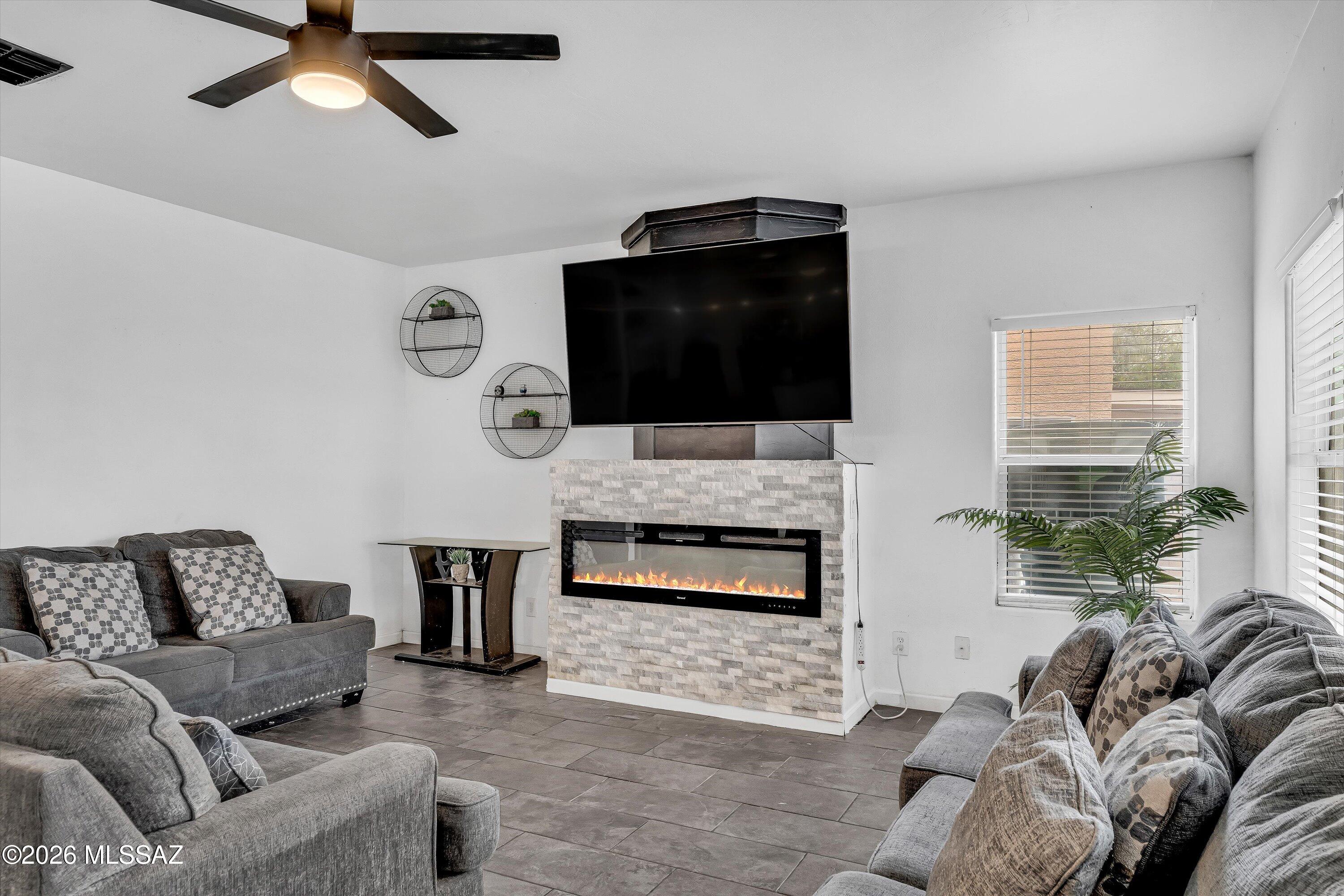 6435 S Sunrise Valley Drive