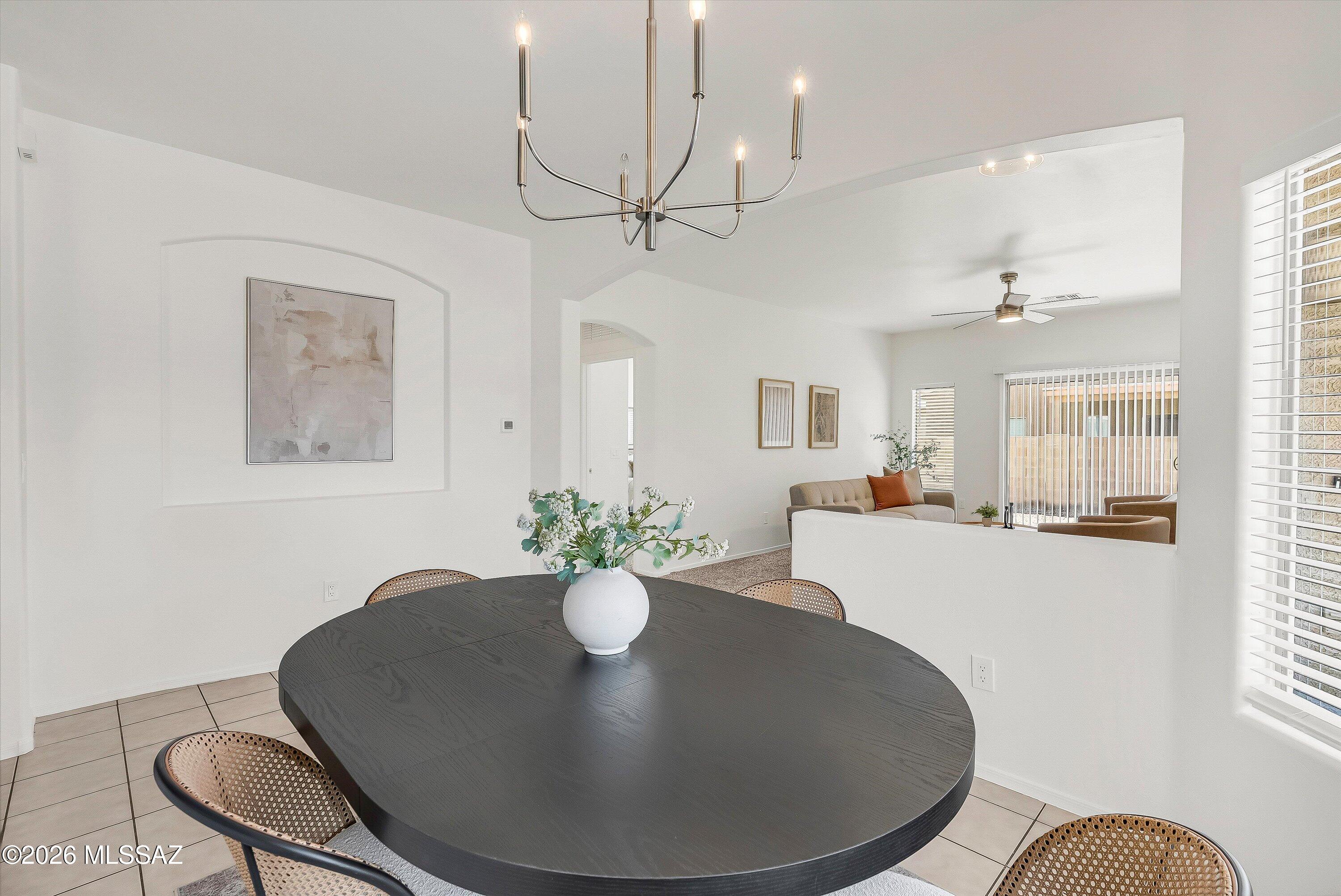 1917 W Calle Dos Rios