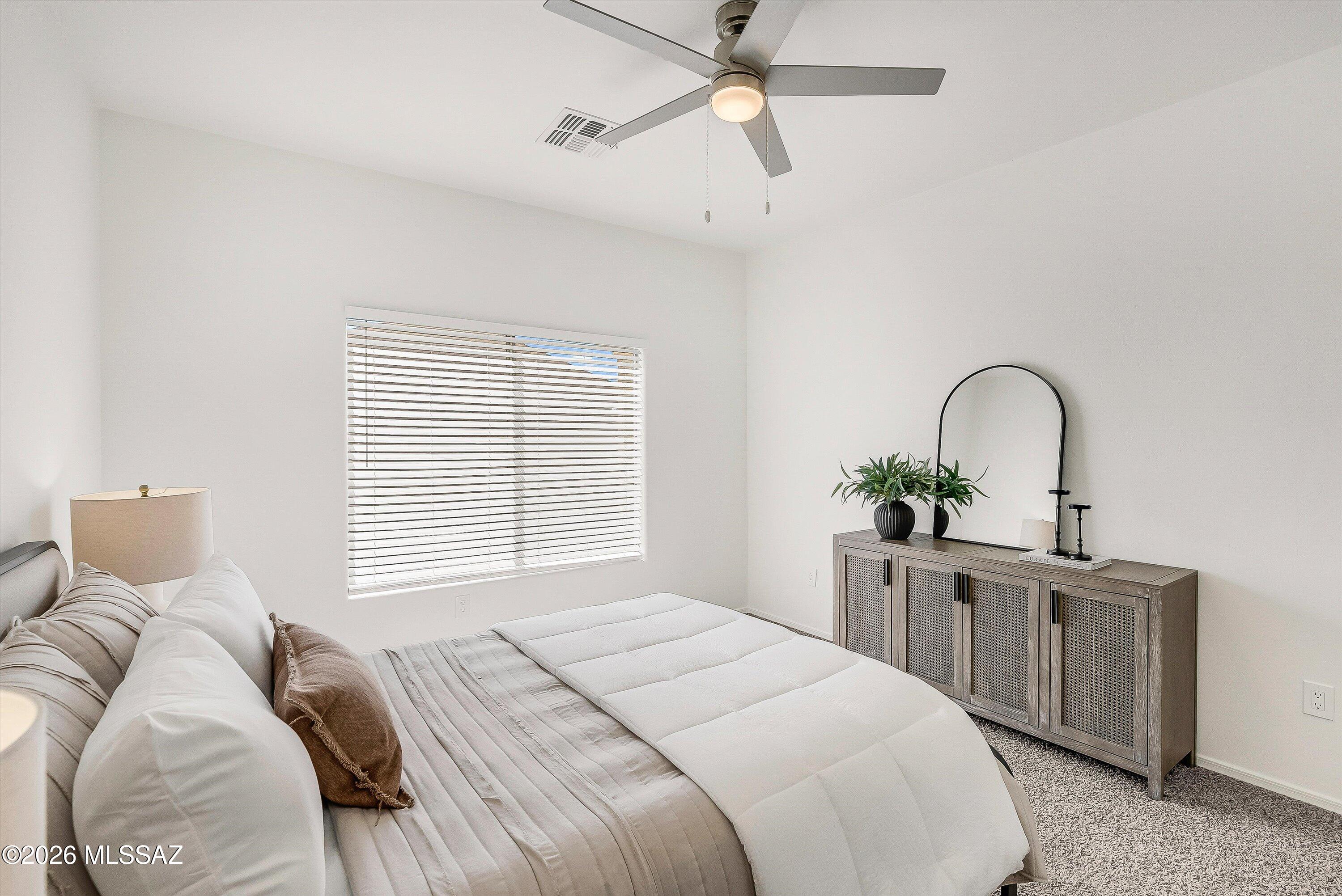 1917 W Calle Dos Rios