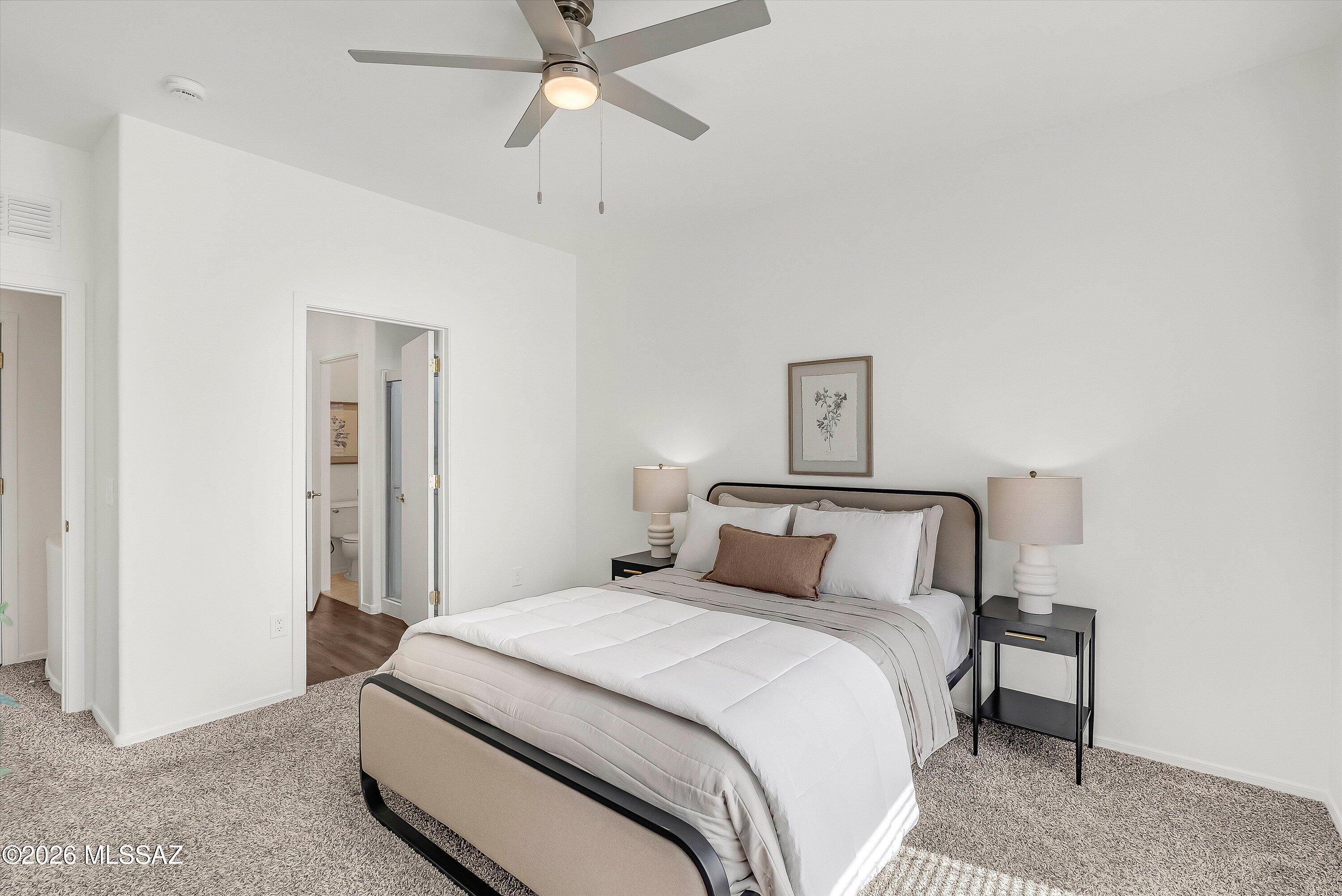 1917 W Calle Dos Rios