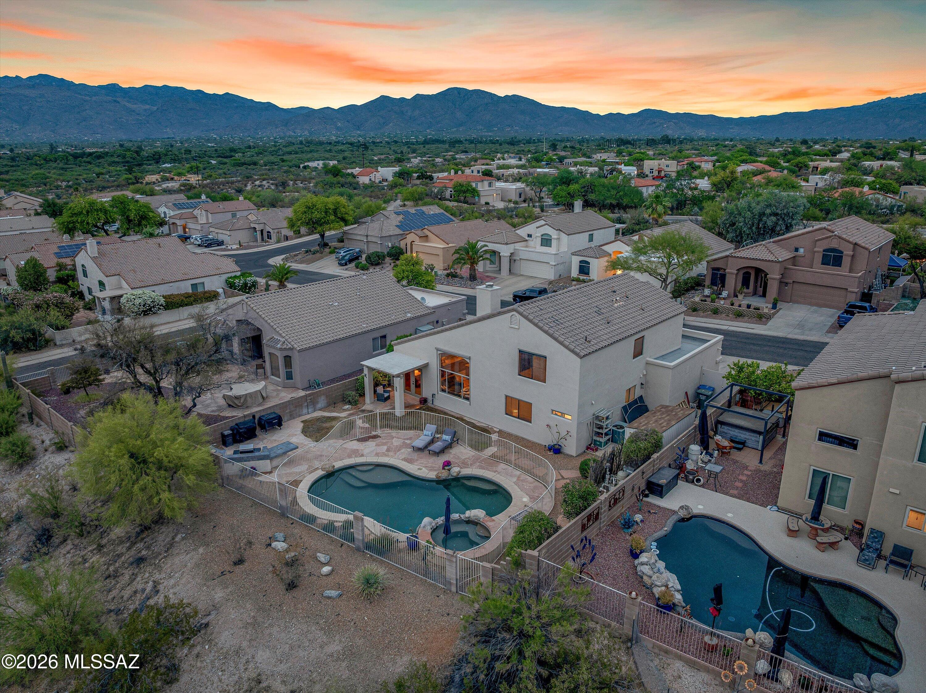 861 N Western Ridge Trail