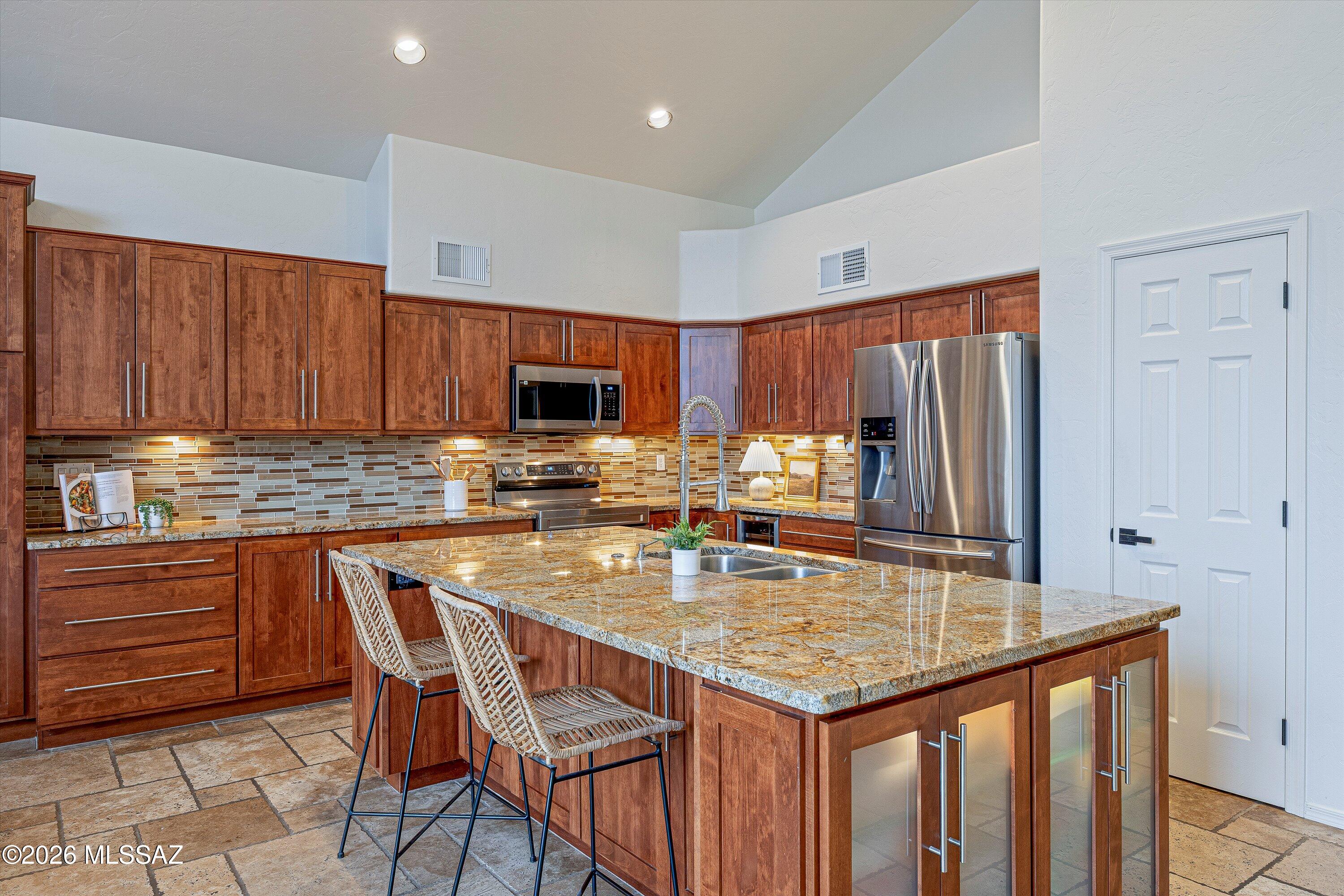 861 N Western Ridge Trail