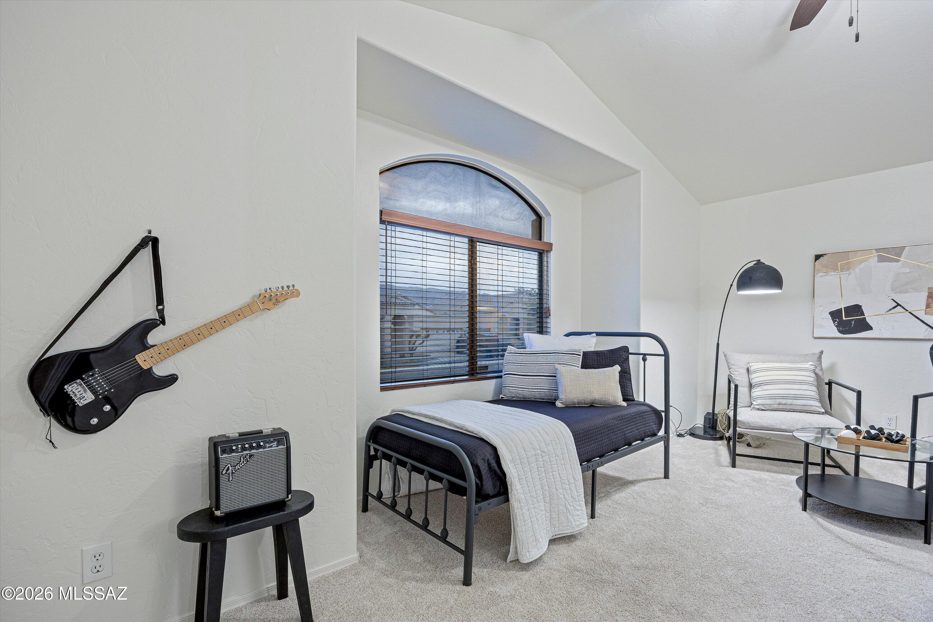 861 N Western Ridge Trail