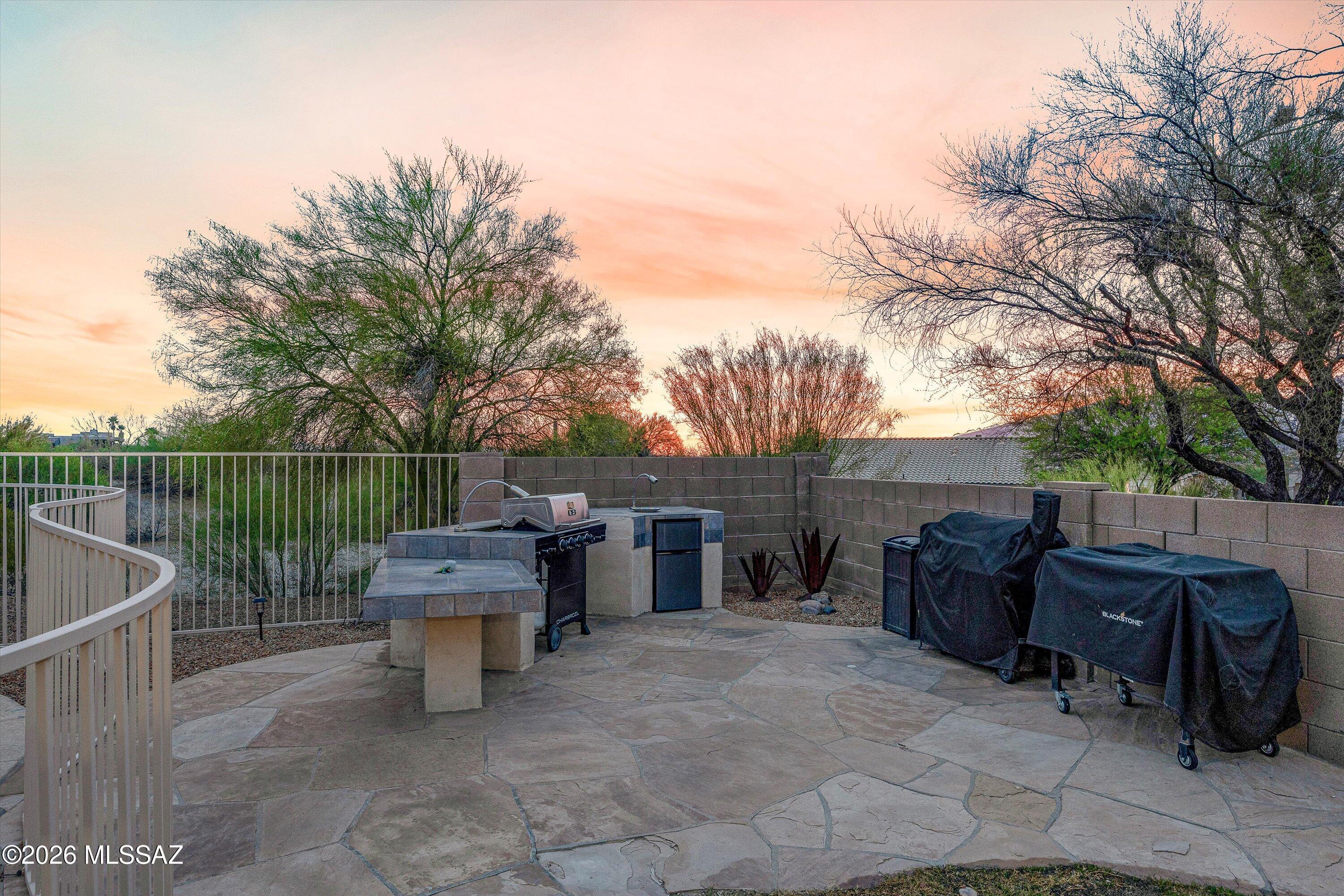 861 N Western Ridge Trail