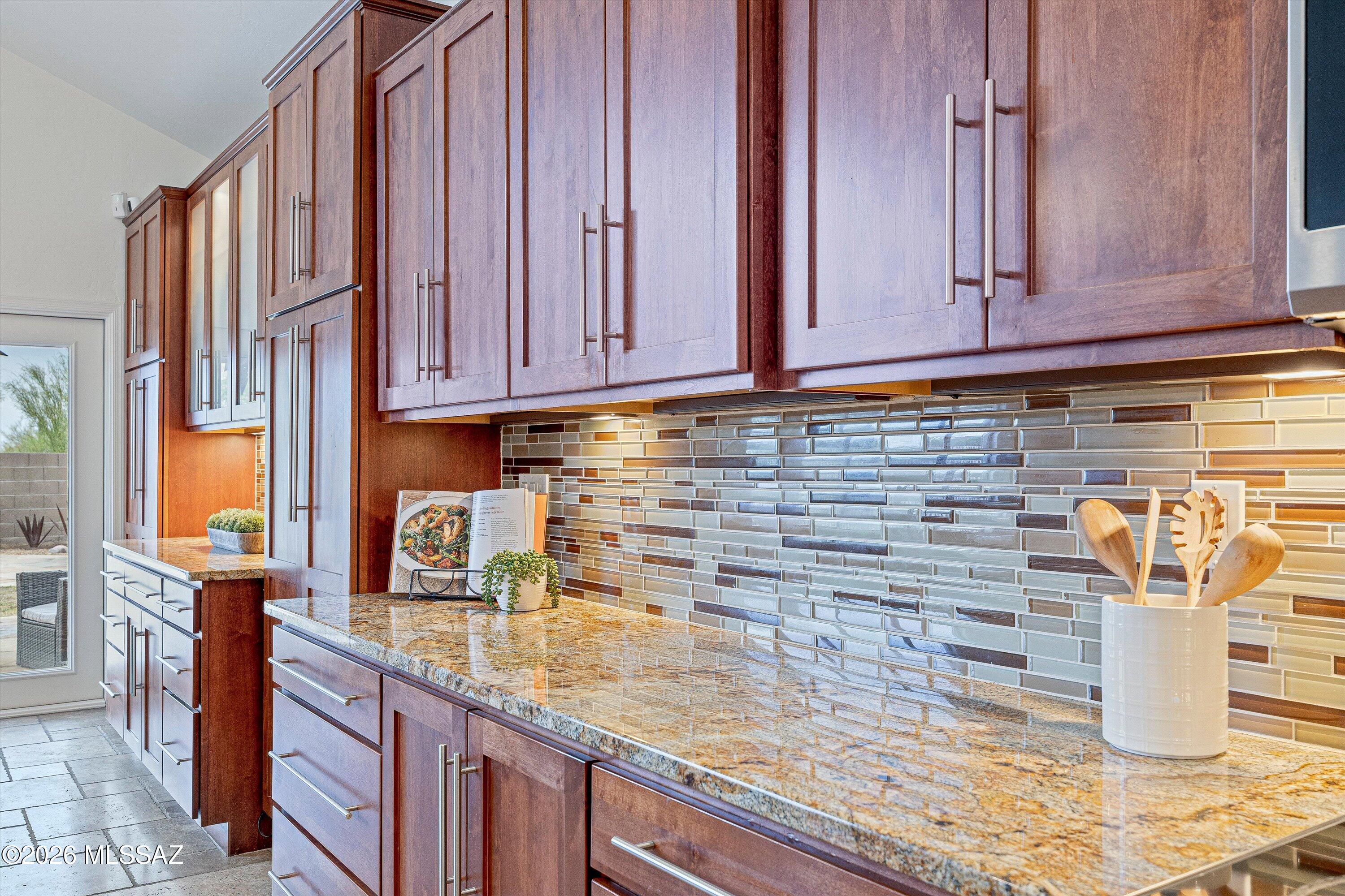 861 N Western Ridge Trail