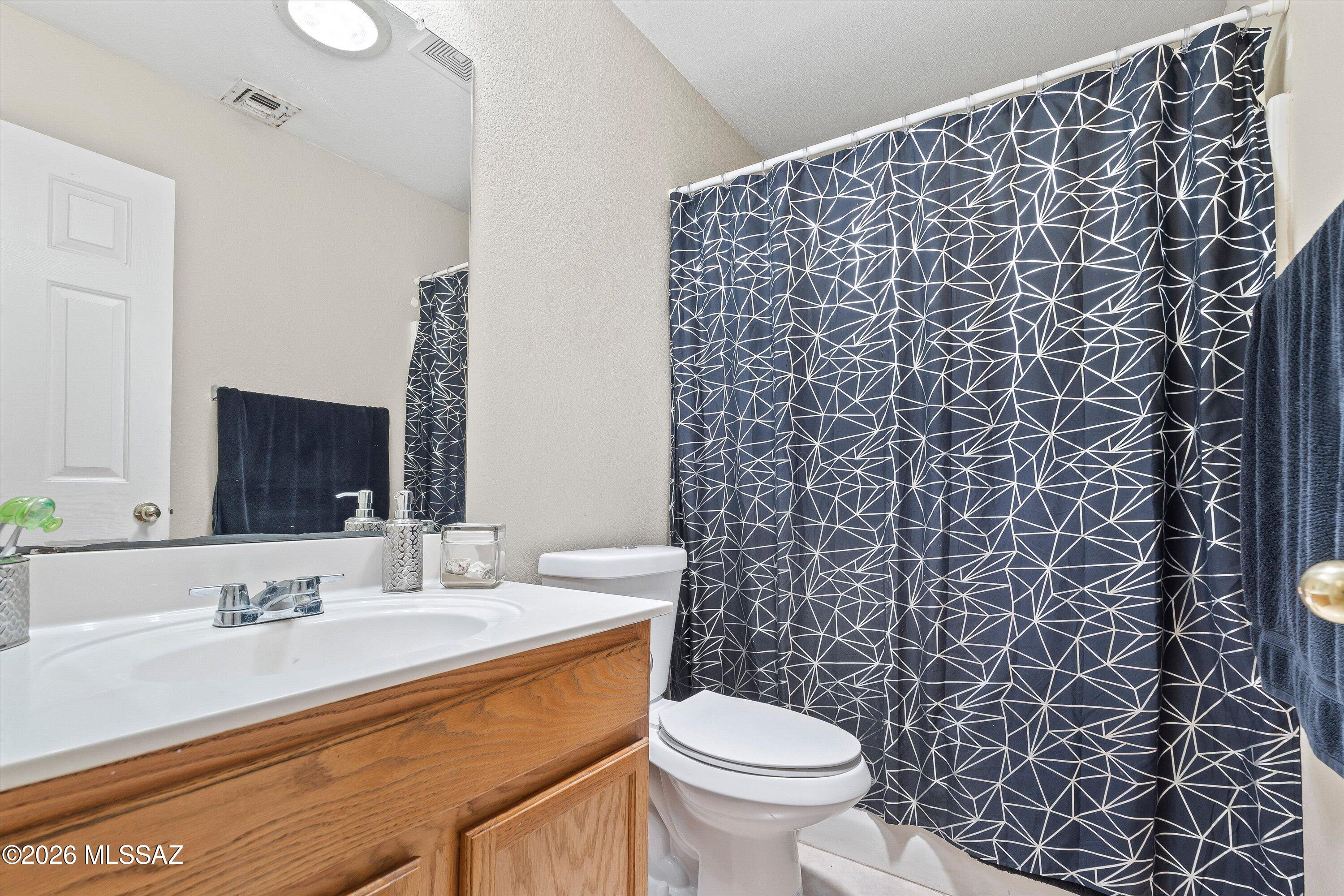 2129 W Splitwood Place