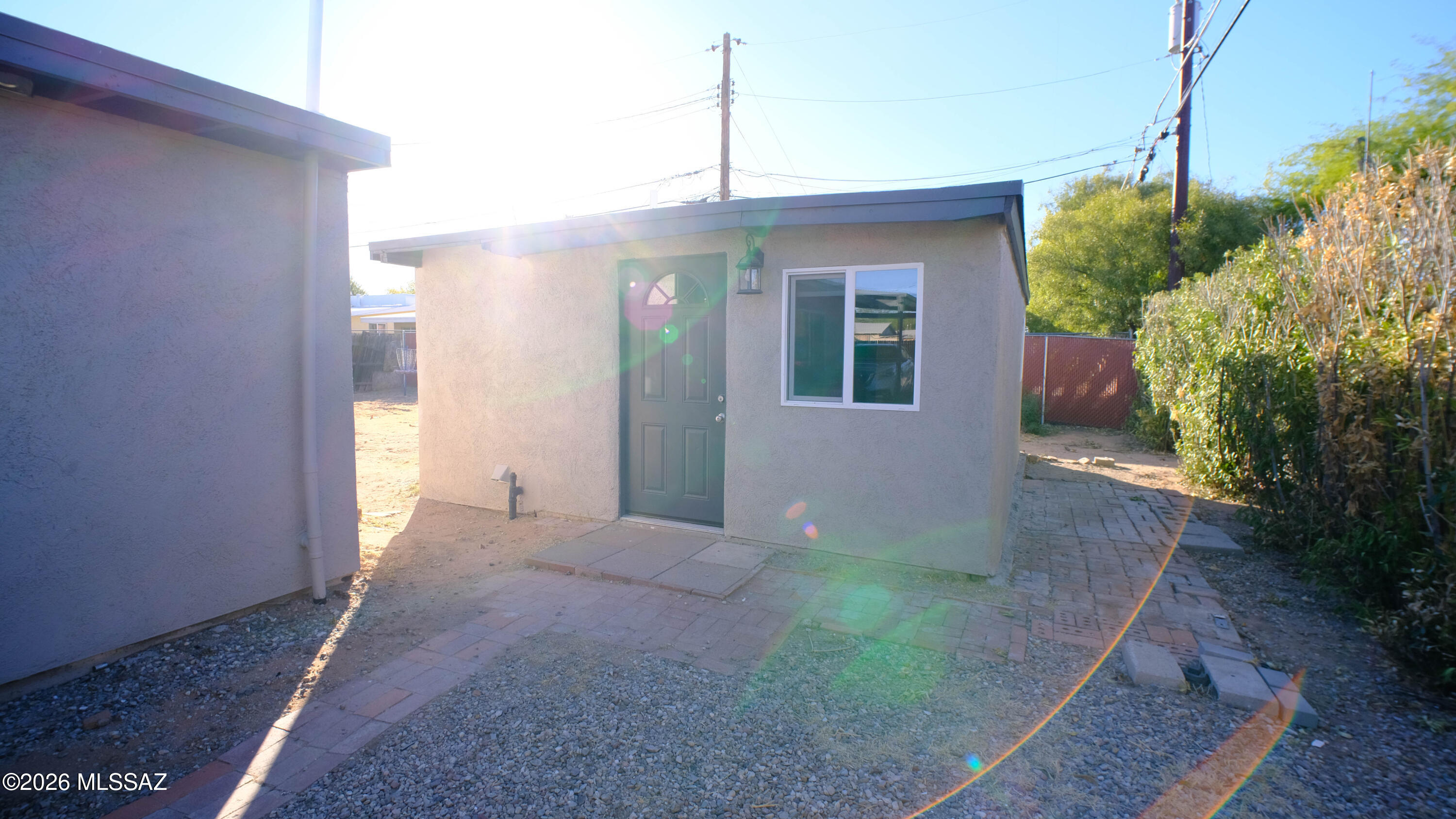 1431 E Adelaide Drive