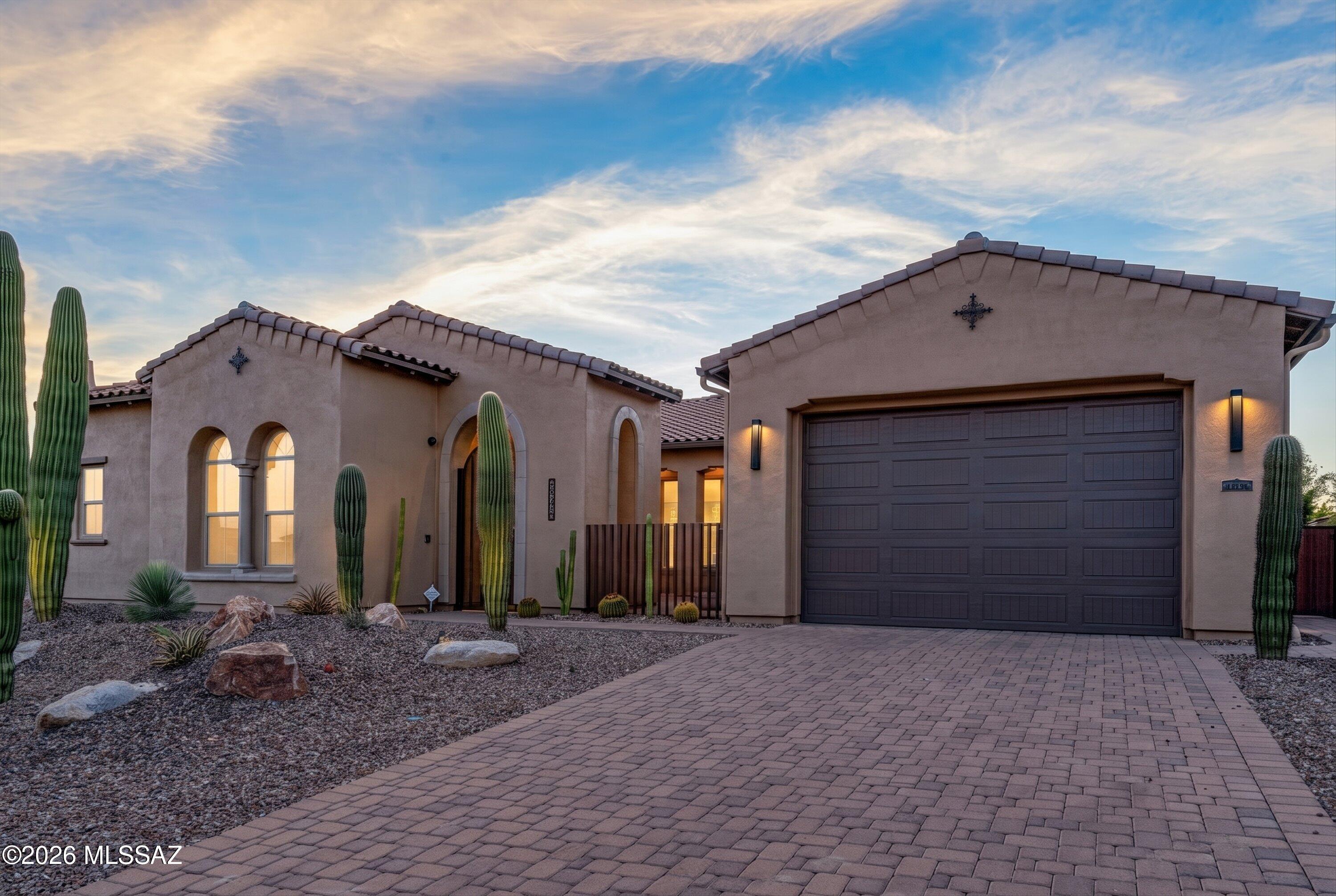14175 N Los Saguaros Drive