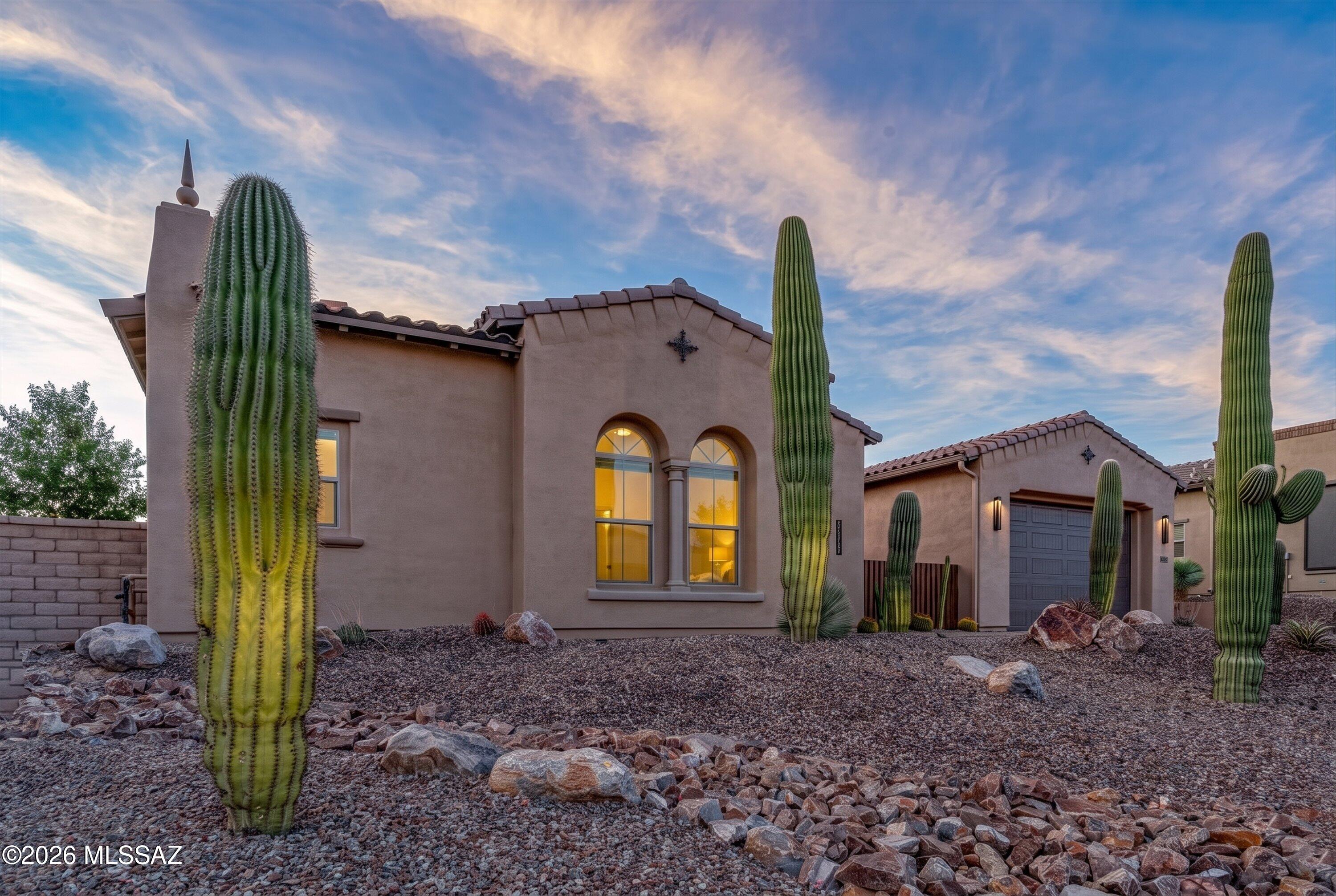 14175 N Los Saguaros Drive