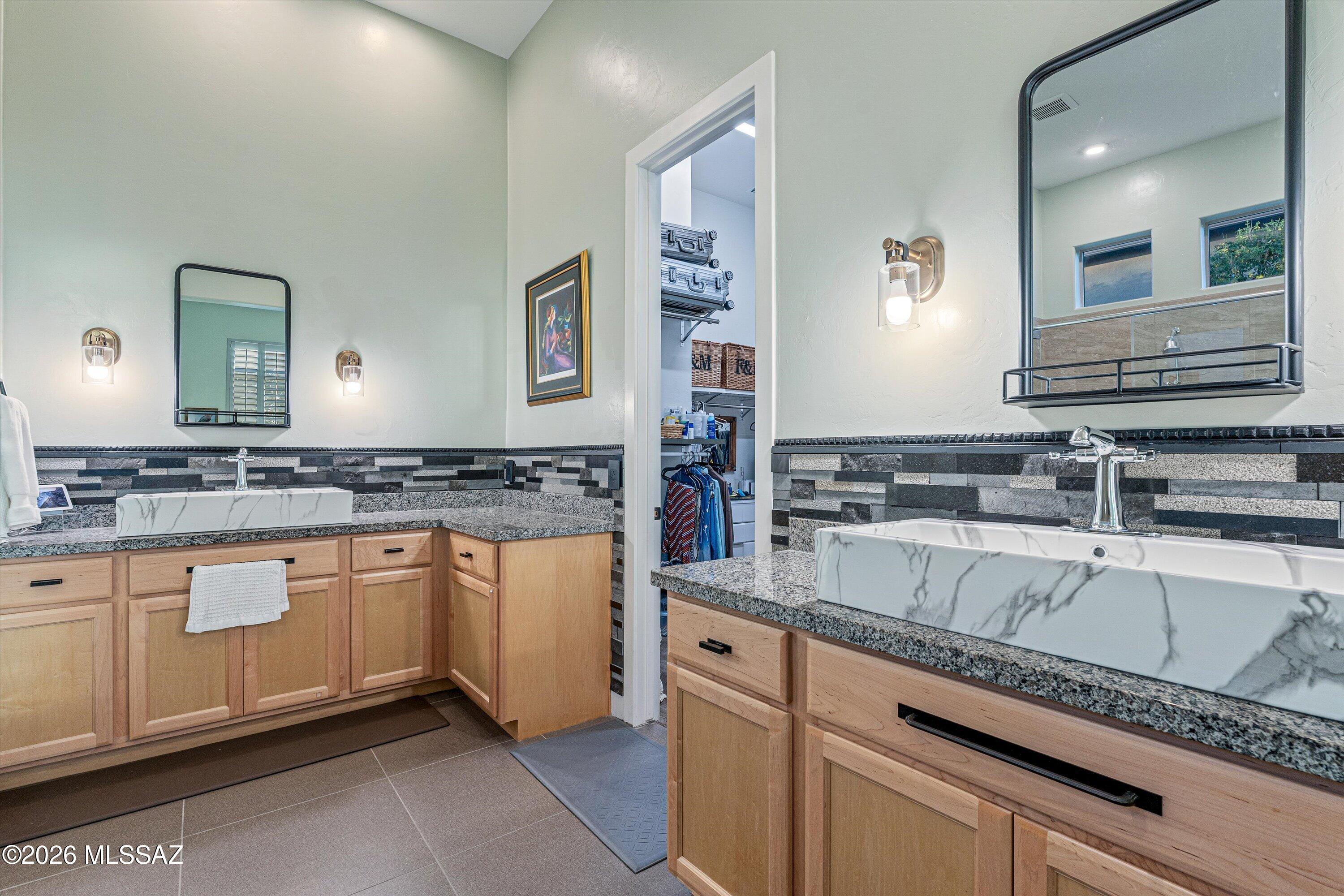 14175 N Los Saguaros Drive