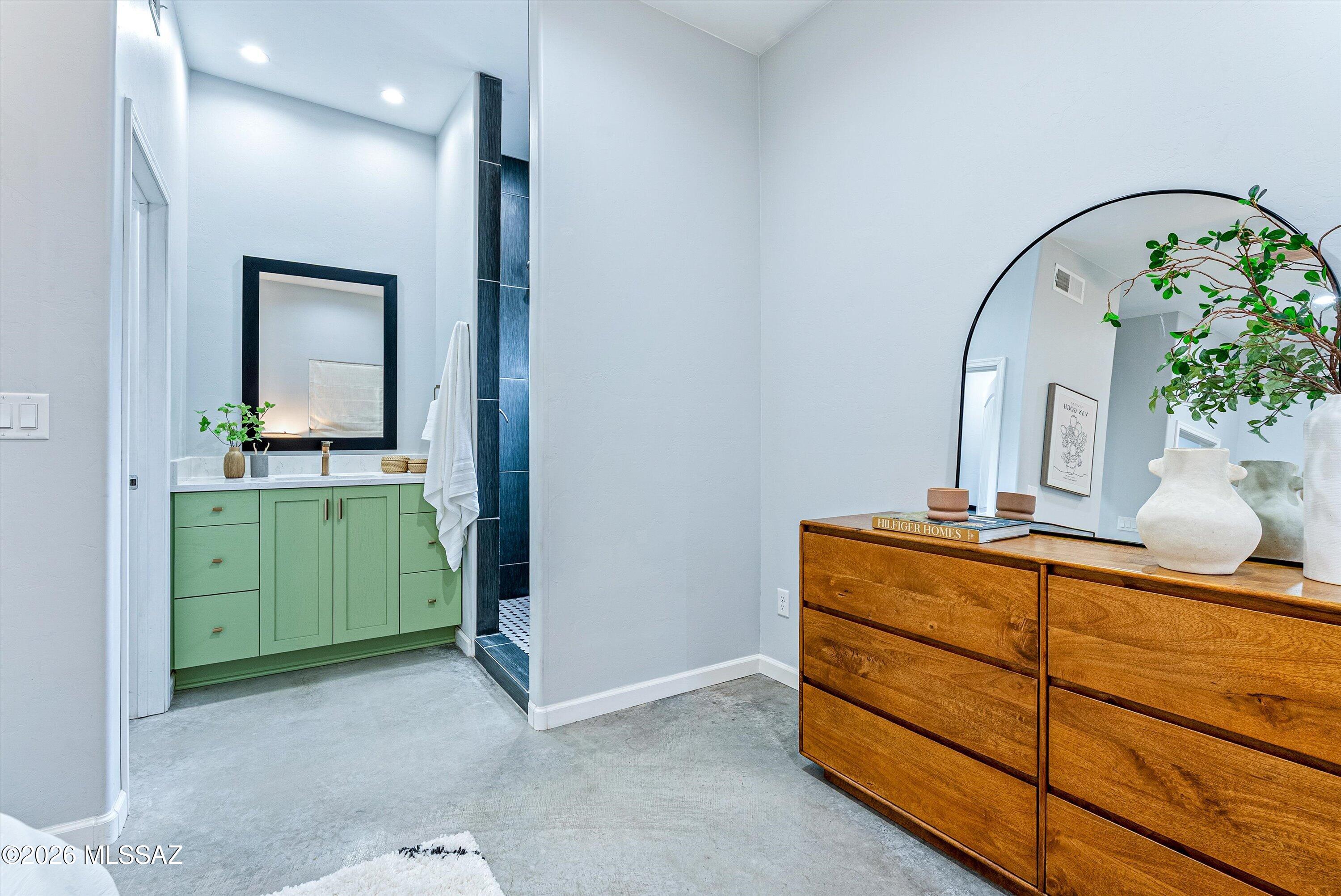 843 W Park Road