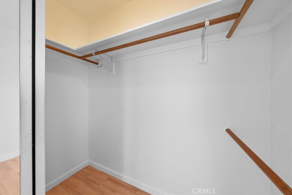 1744 Wollacott Street