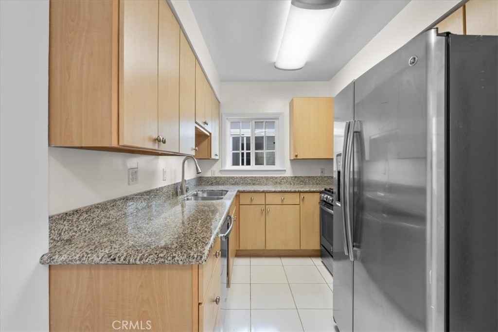 1744 Wollacott Street