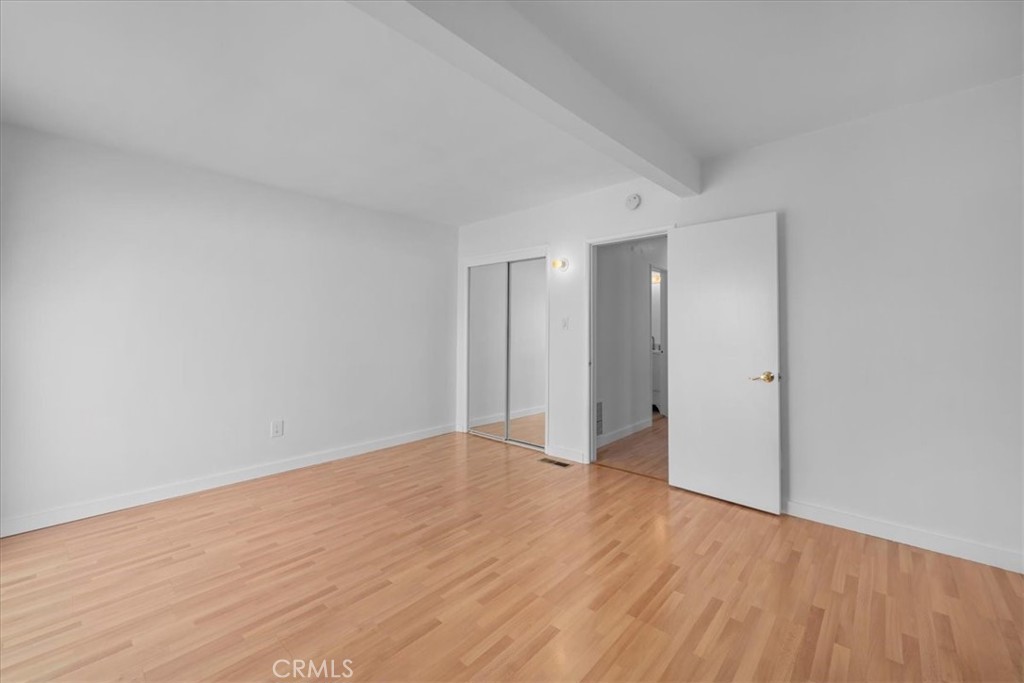 1744 Wollacott Street