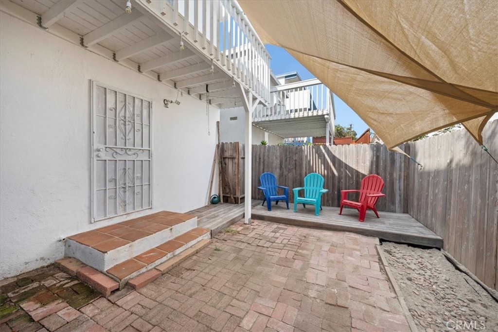 1744 Wollacott Street