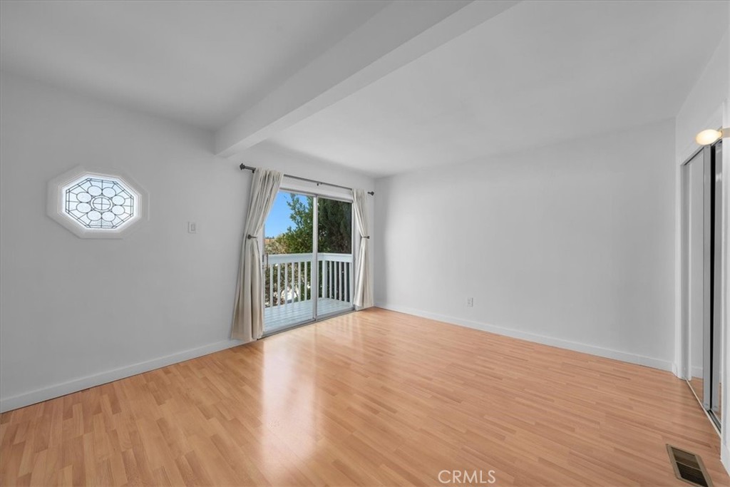 1744 Wollacott Street