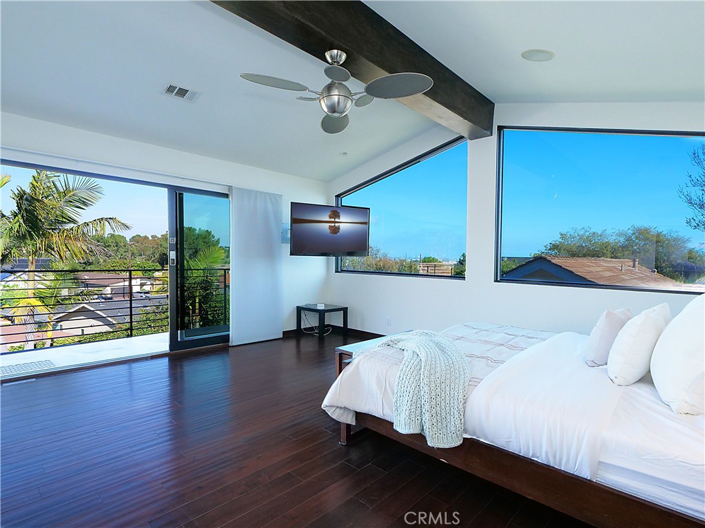 2133 W Gaucho Drive