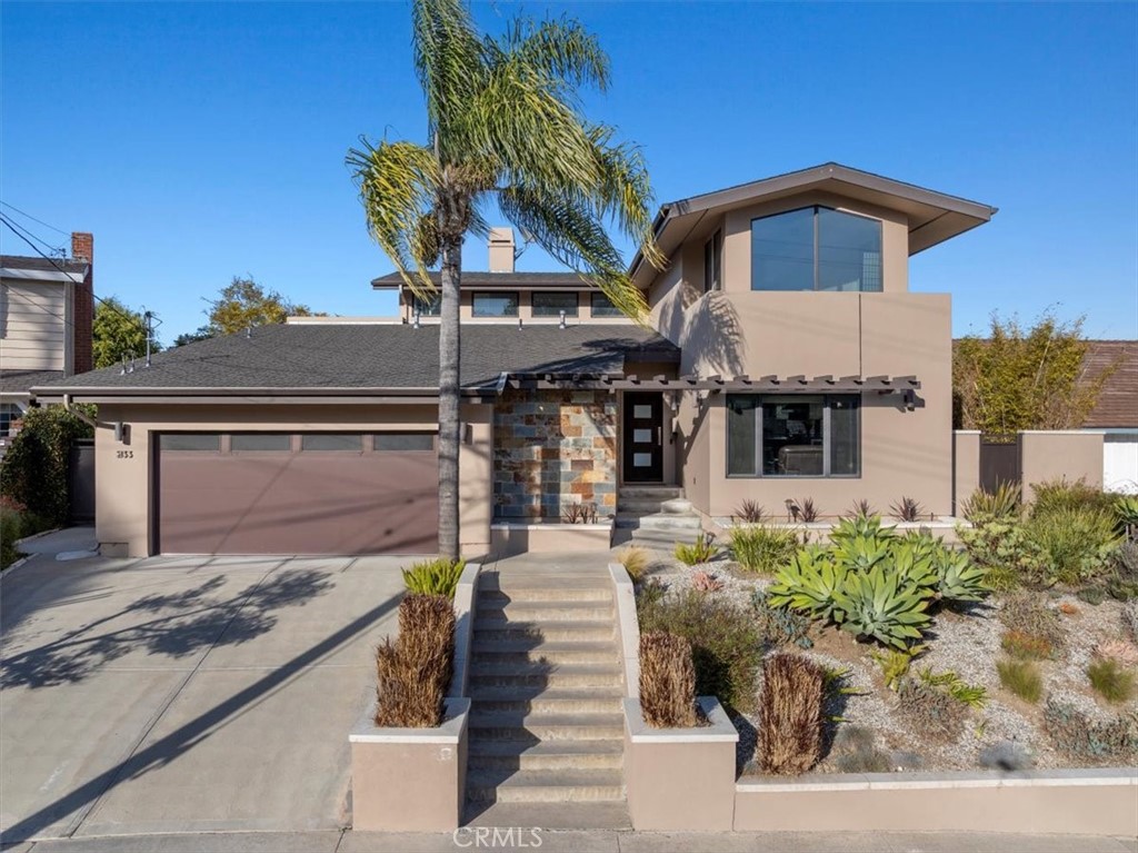 2133 W Gaucho Drive